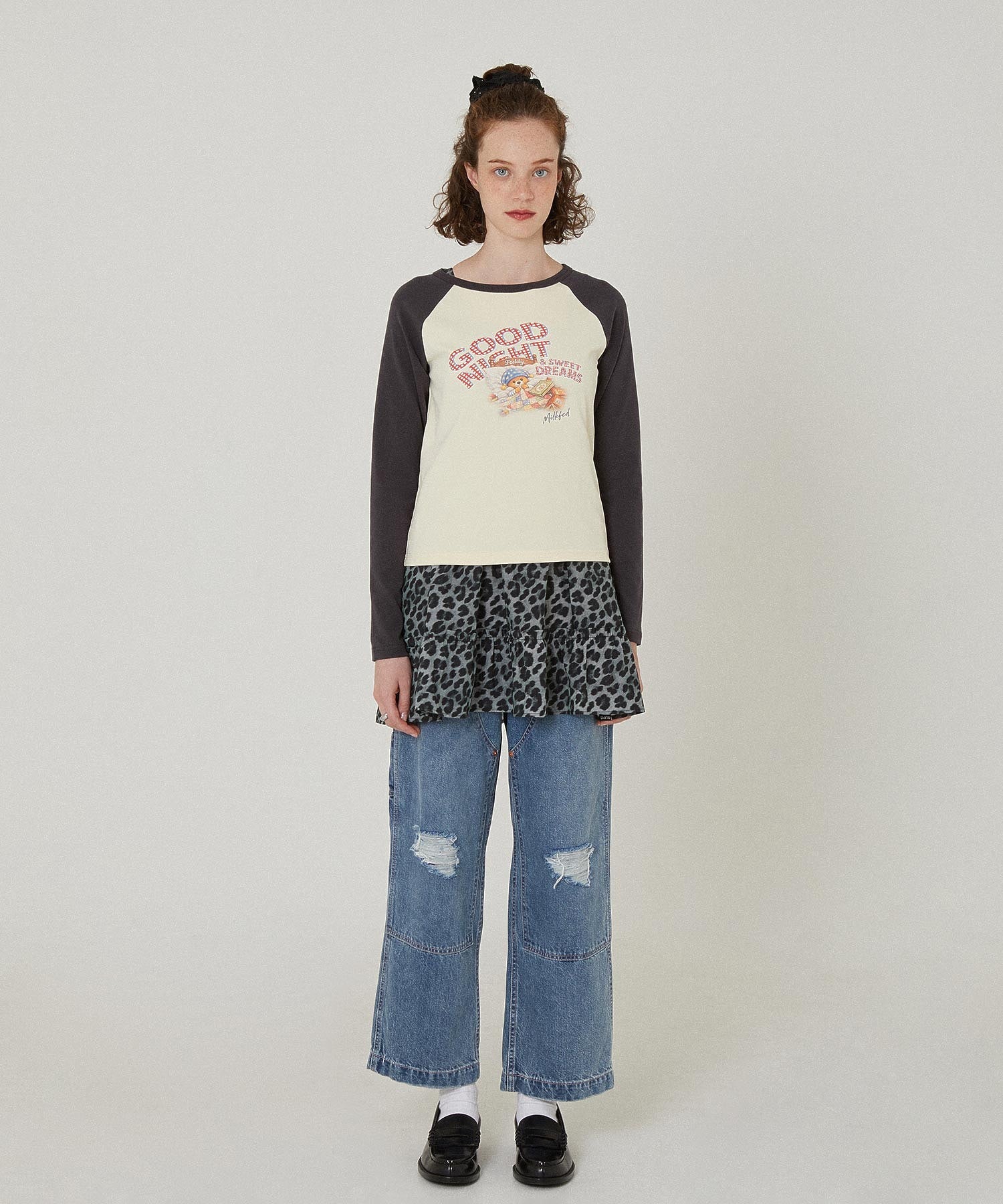 DOUBLE KNEE DISTRESSED DENIM PANTS