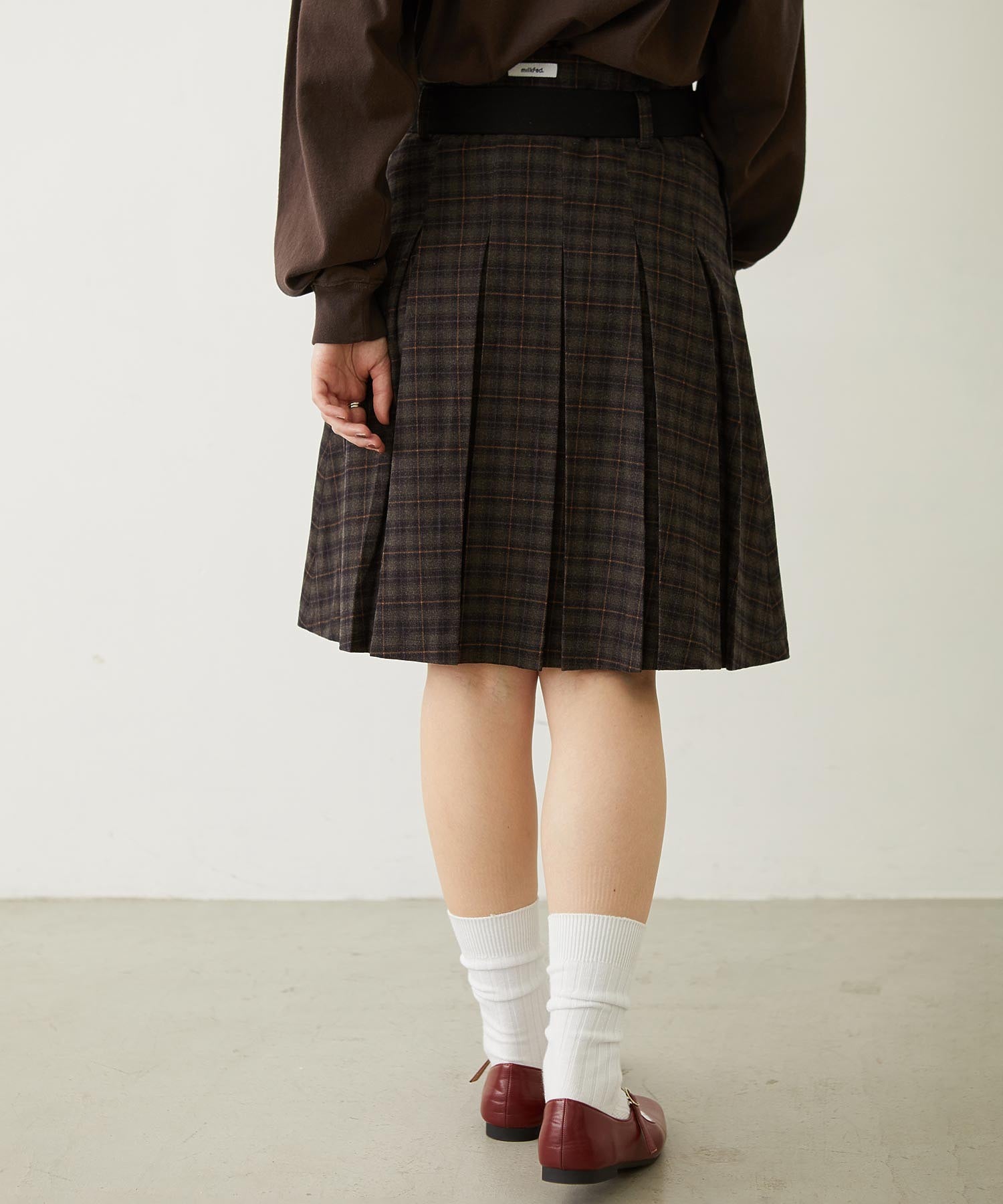 BELTED PLEATED SKIRT