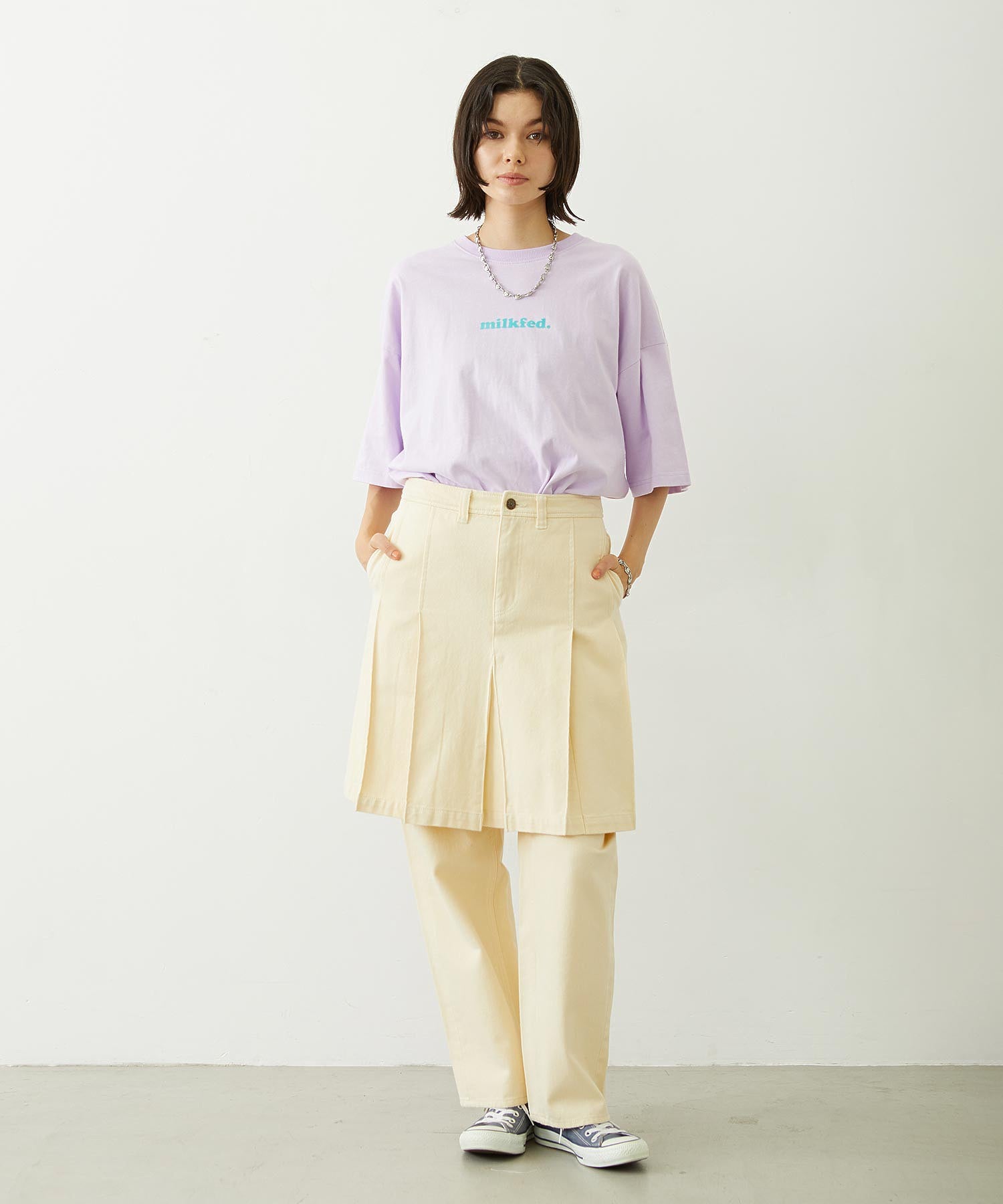 MILKFED. EMBROIDERED DENIM PANTS