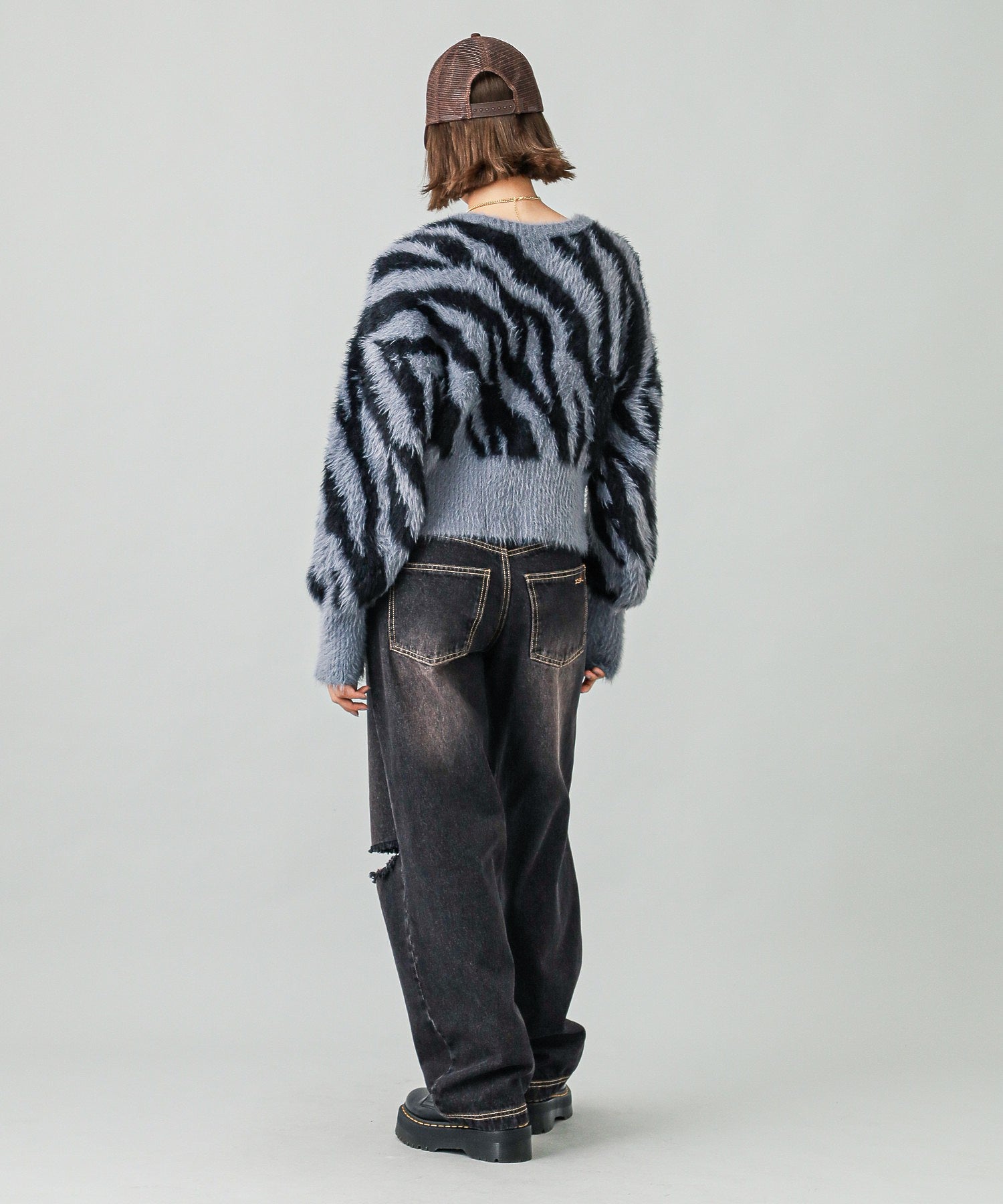 ZEBRA 2WAY KNIT CARDIGAN