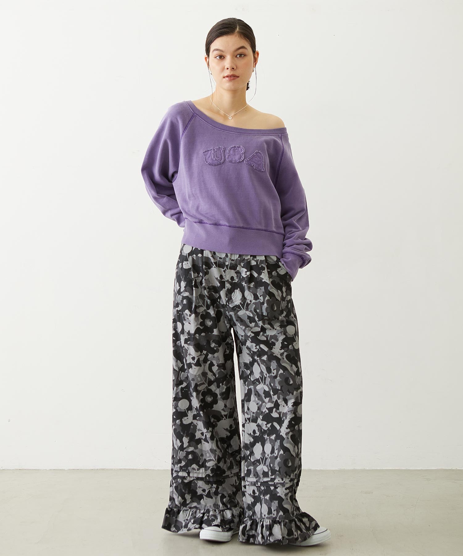 FRILL HEM CAMO PANTS