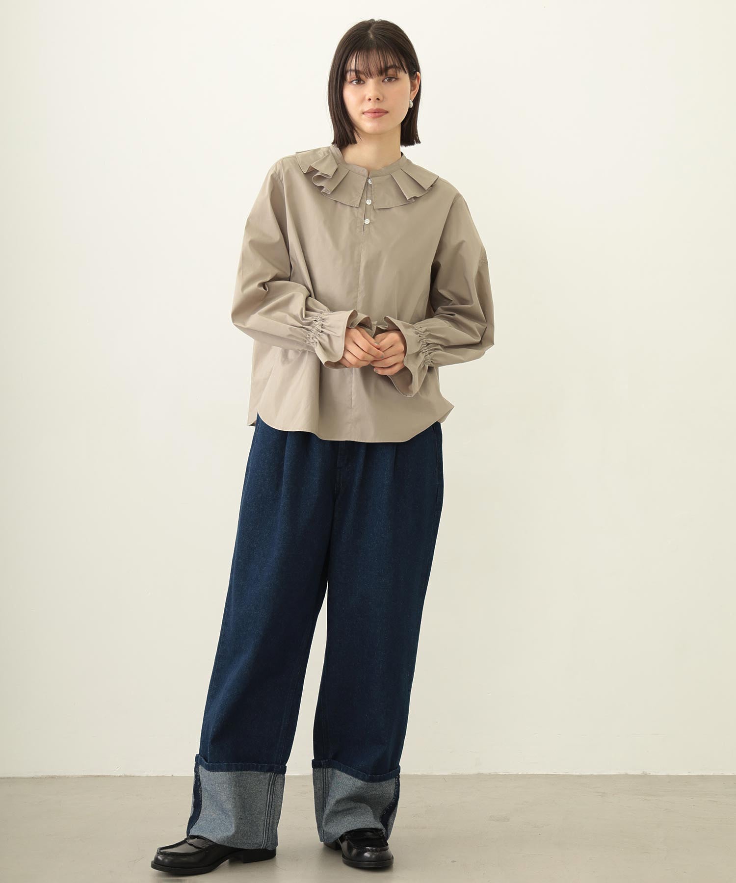 MULTI RUFFLE COLLAR BLOUSE