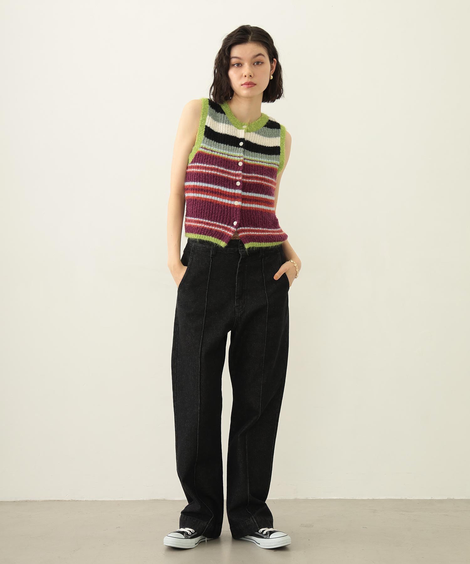 TWO-TYPE STRIPED KNIT VEST
