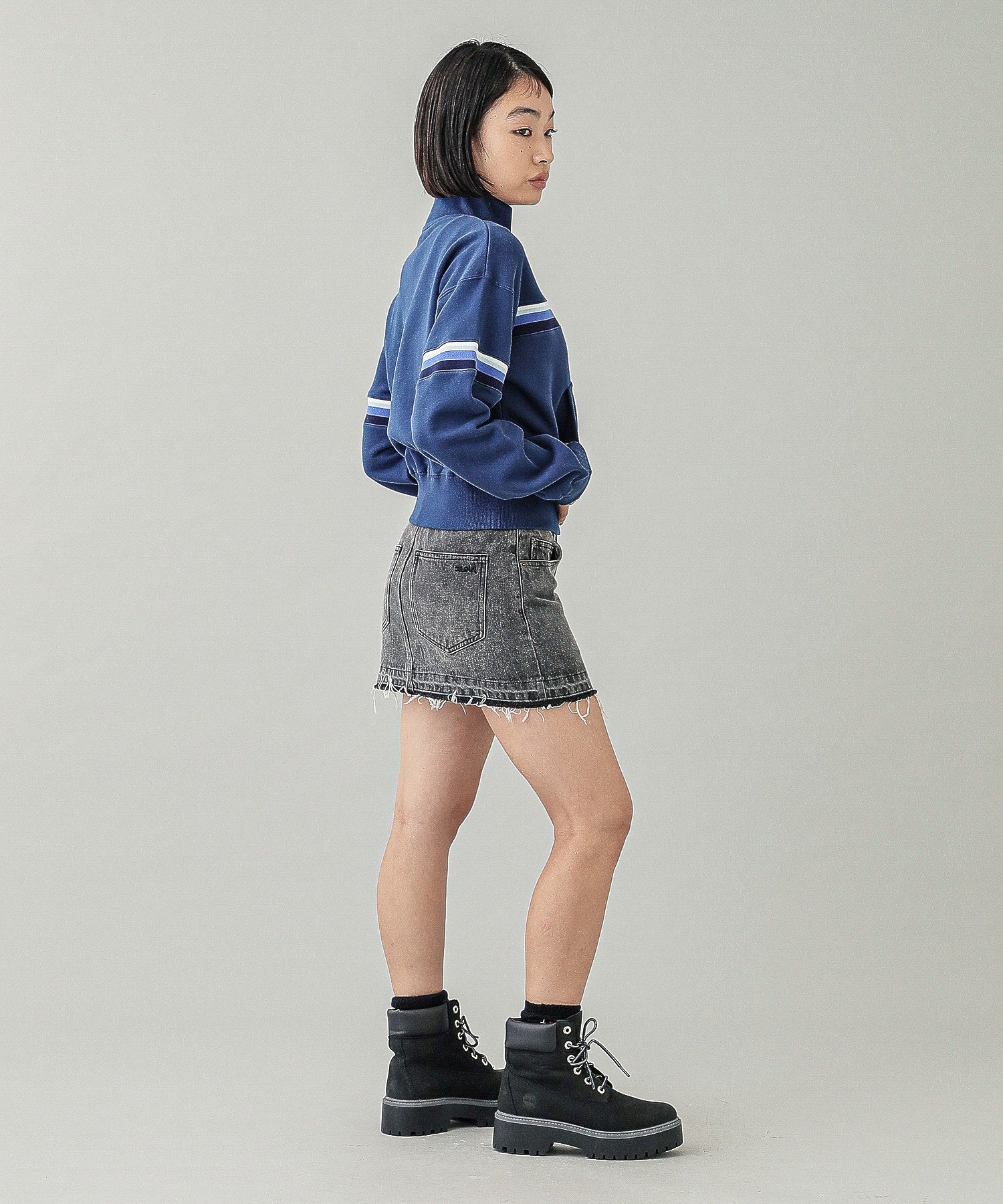 LOW RISE DENIM MINI SKIRT