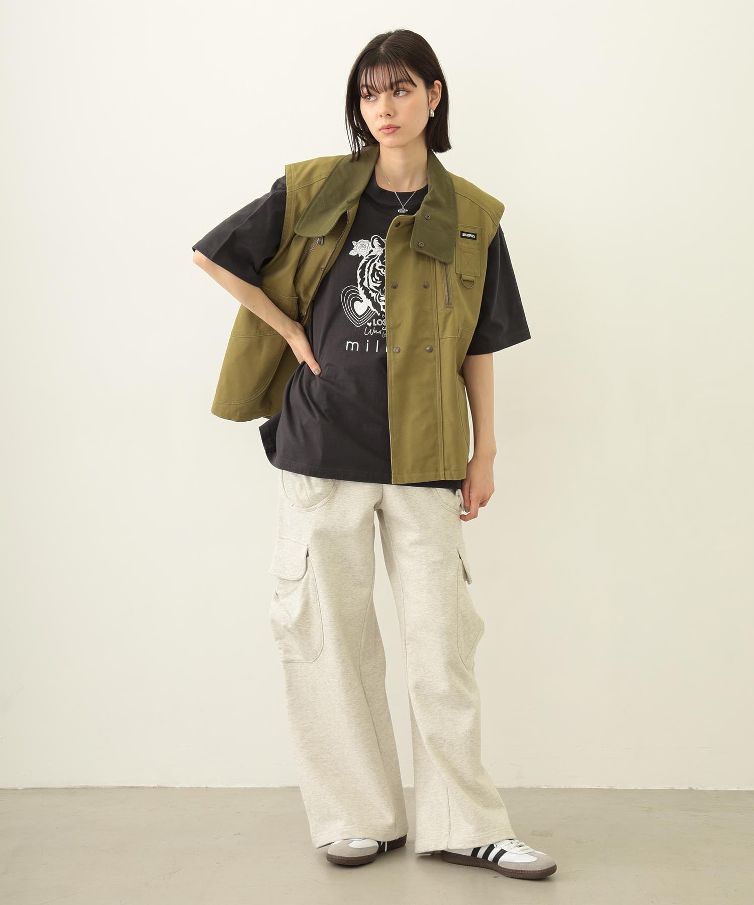 DEFORMED COLLAR DUCK VEST