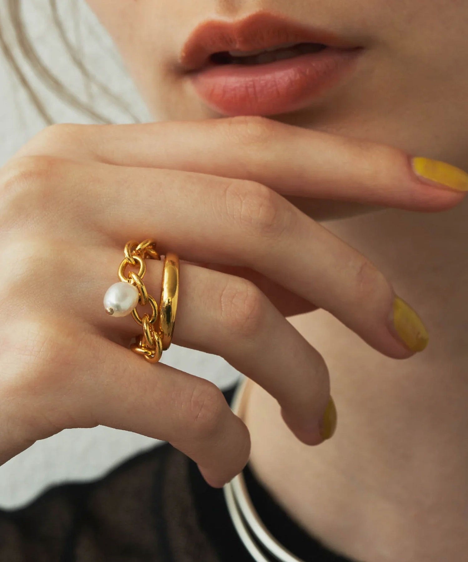 loni/IVY PEARL CHAIN RING