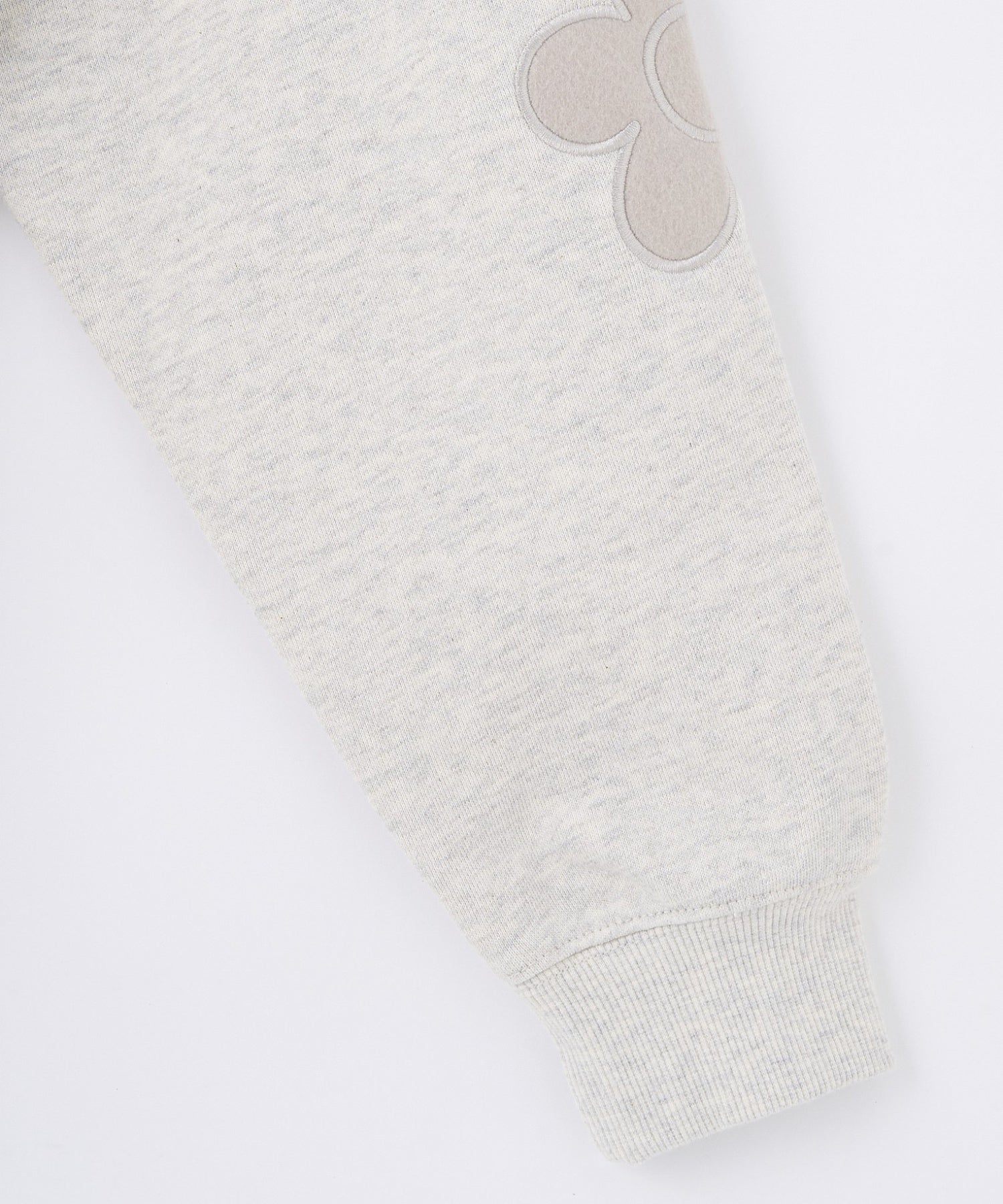 FLOWER ELBOW PATCH SWEAT TOP