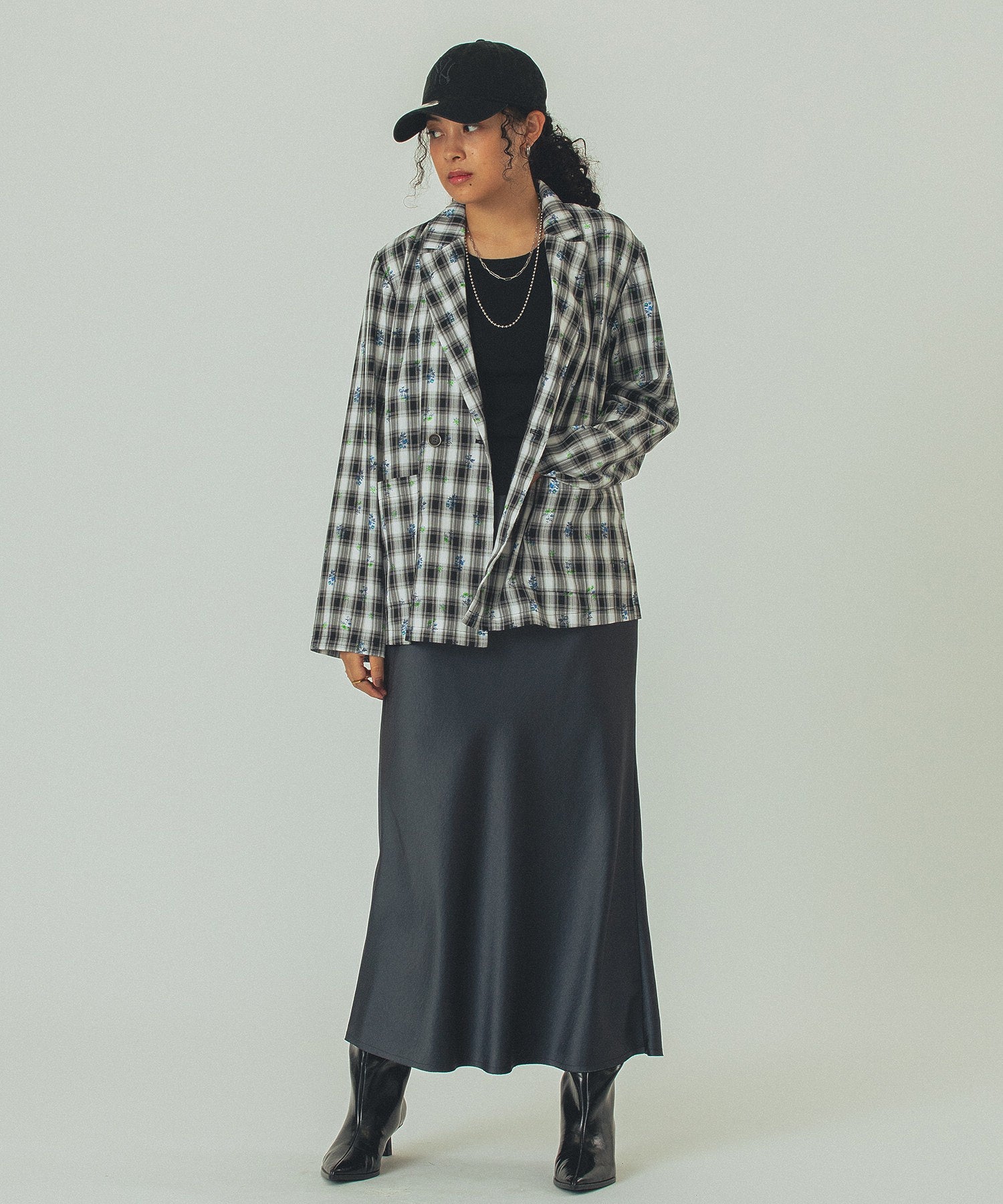 model:168cm 着用サイズ:M