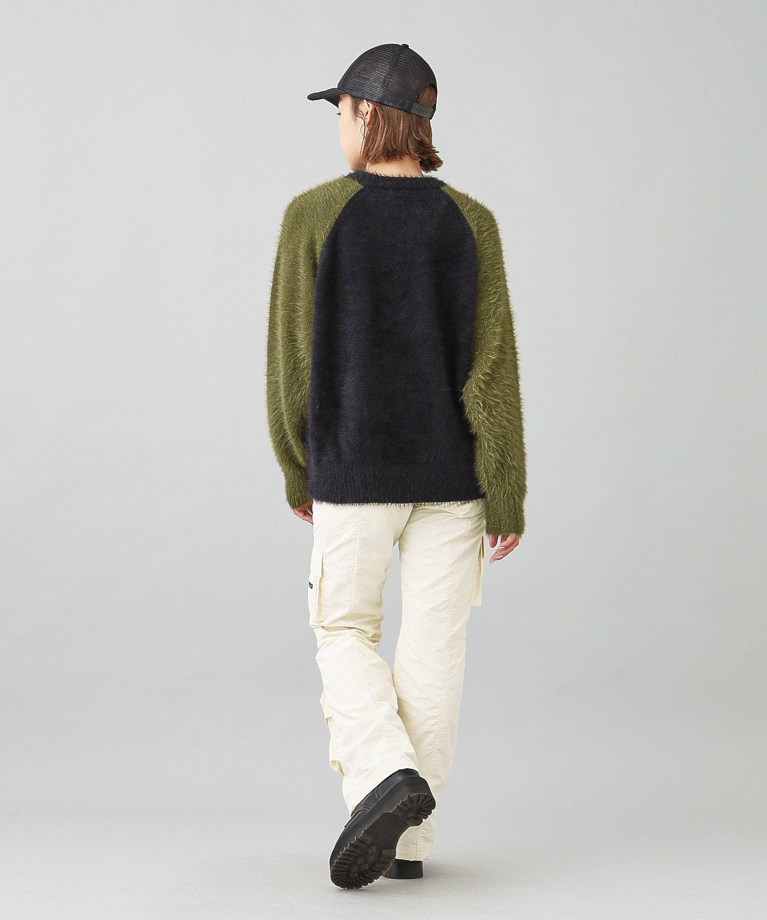 SHAGGY KNIT RAGLAN SLEEVE TOP