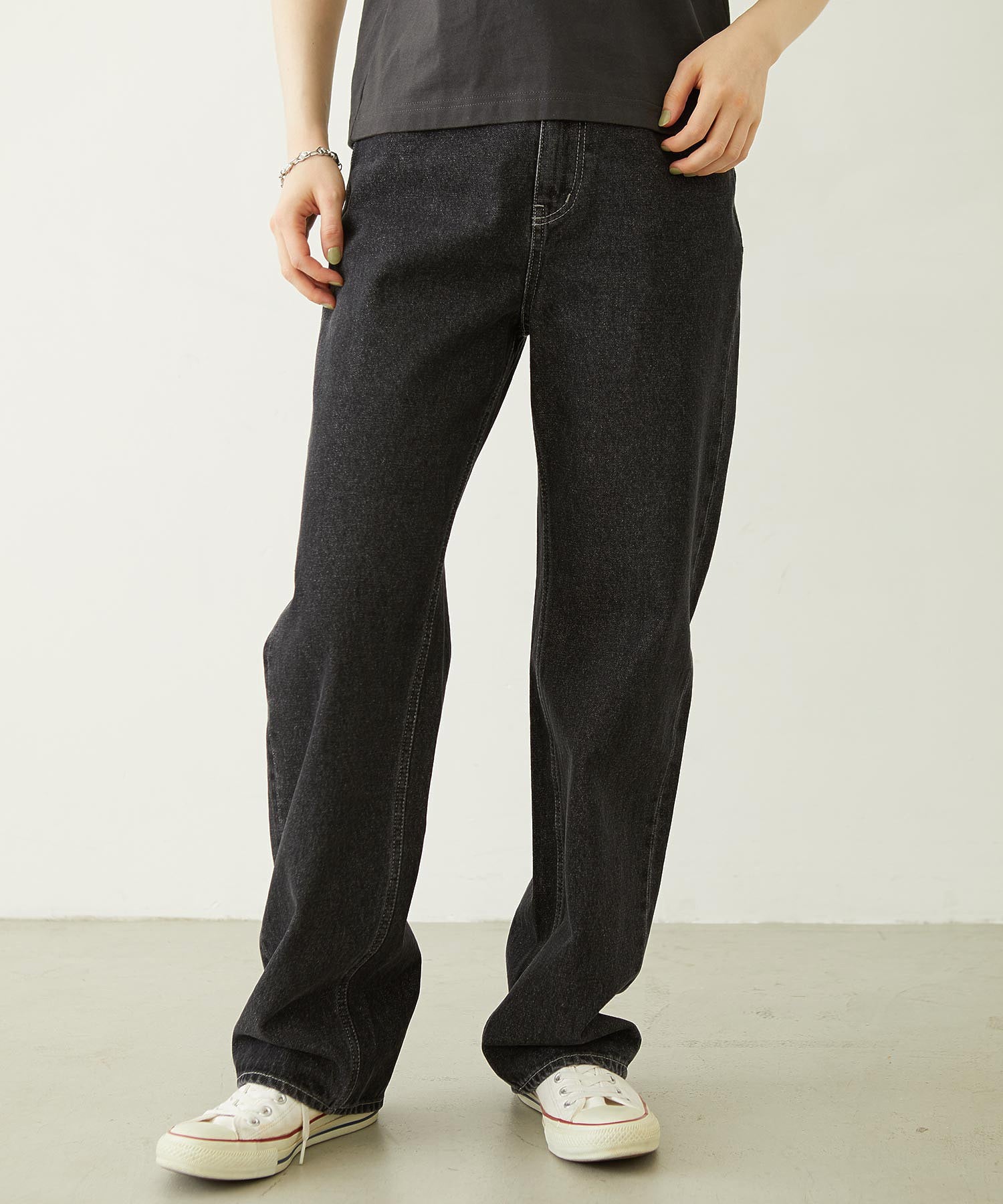 MILKFED. EMBROIDERED DENIM PANTS