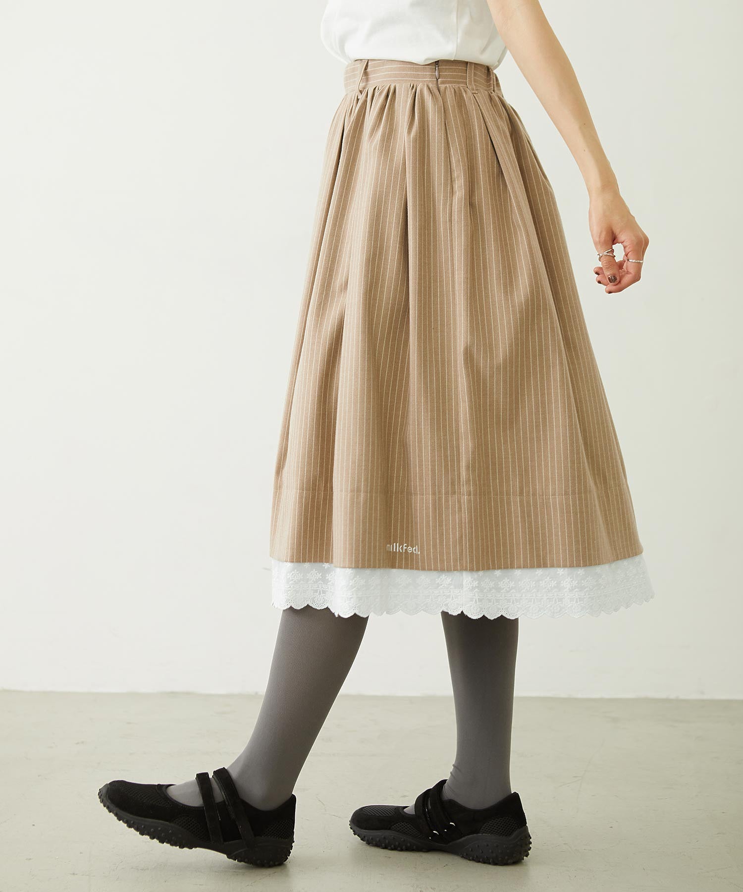 LACE HEM STRIPED SKIRT