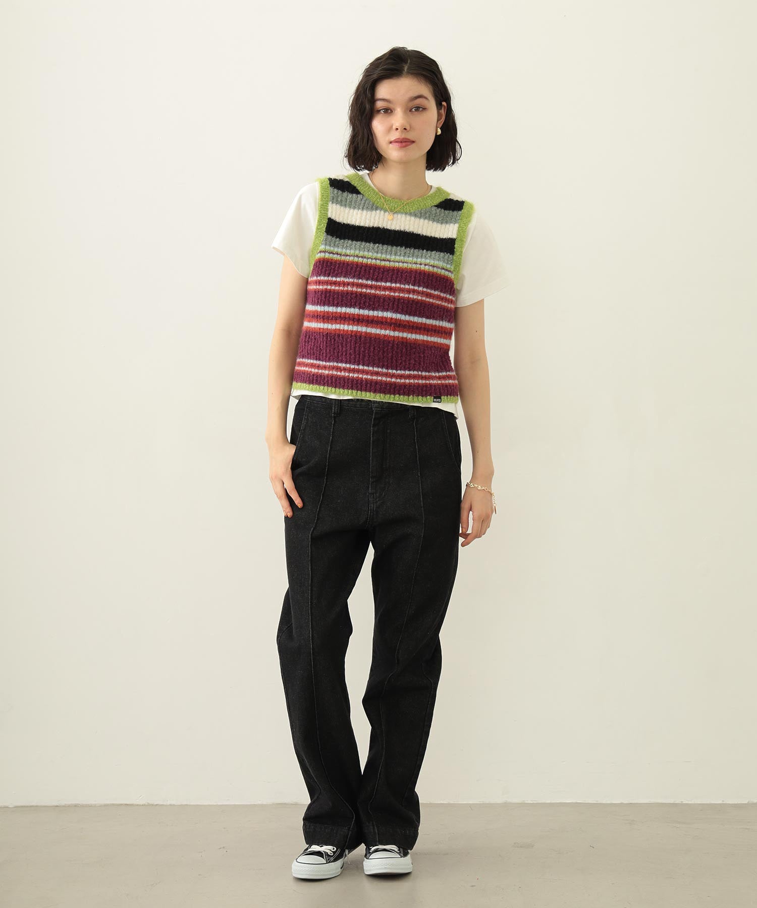 TWO-TYPE STRIPED KNIT VEST