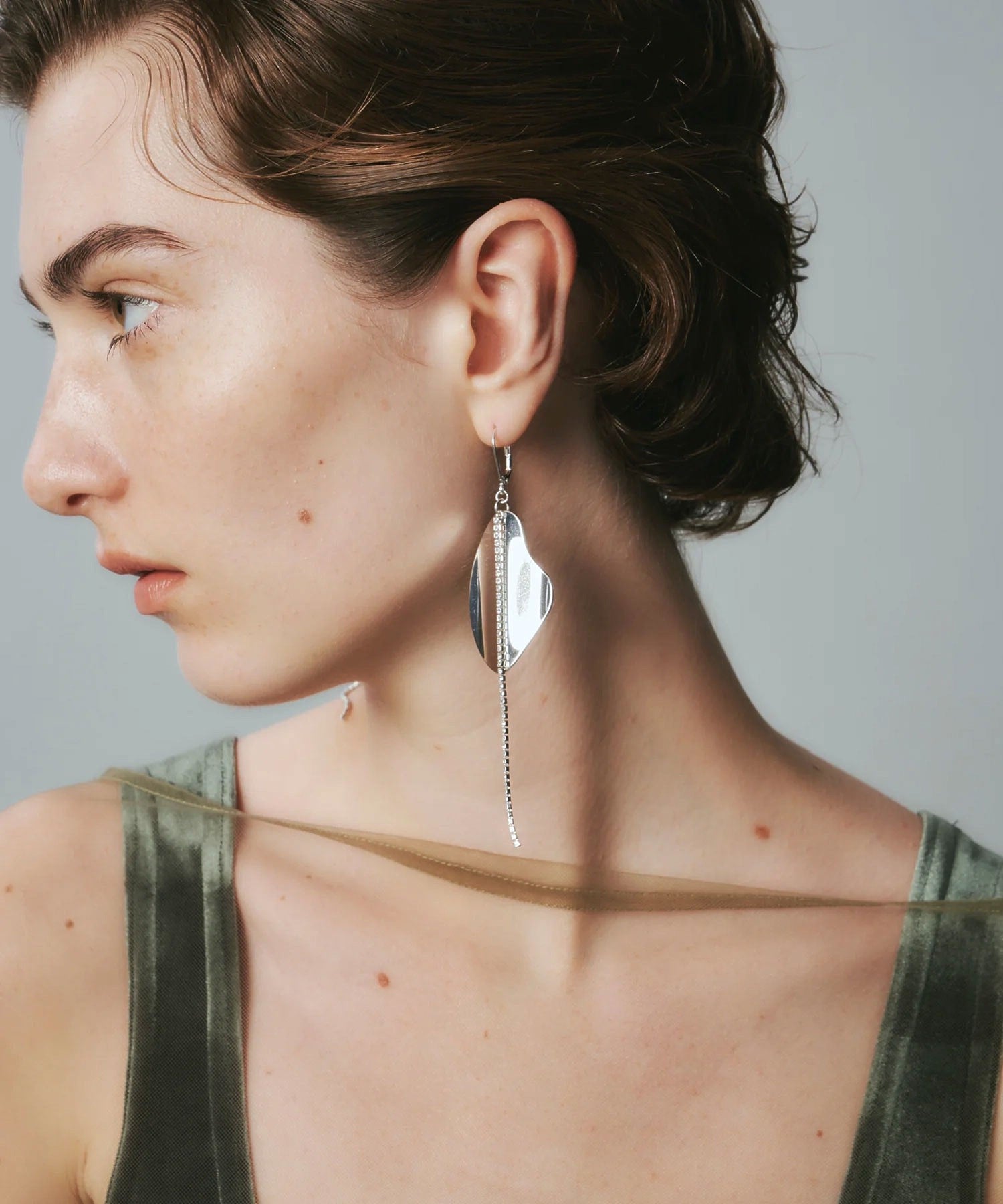 loni/LEAF BIJOU ASYMMETRY PIERCE
