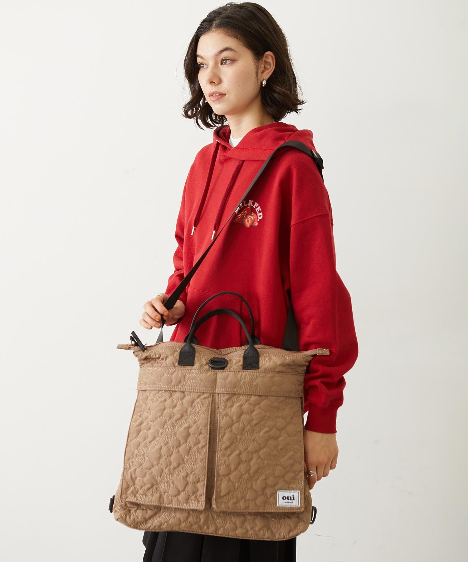 CHERRY QUILTED HELMET BAG