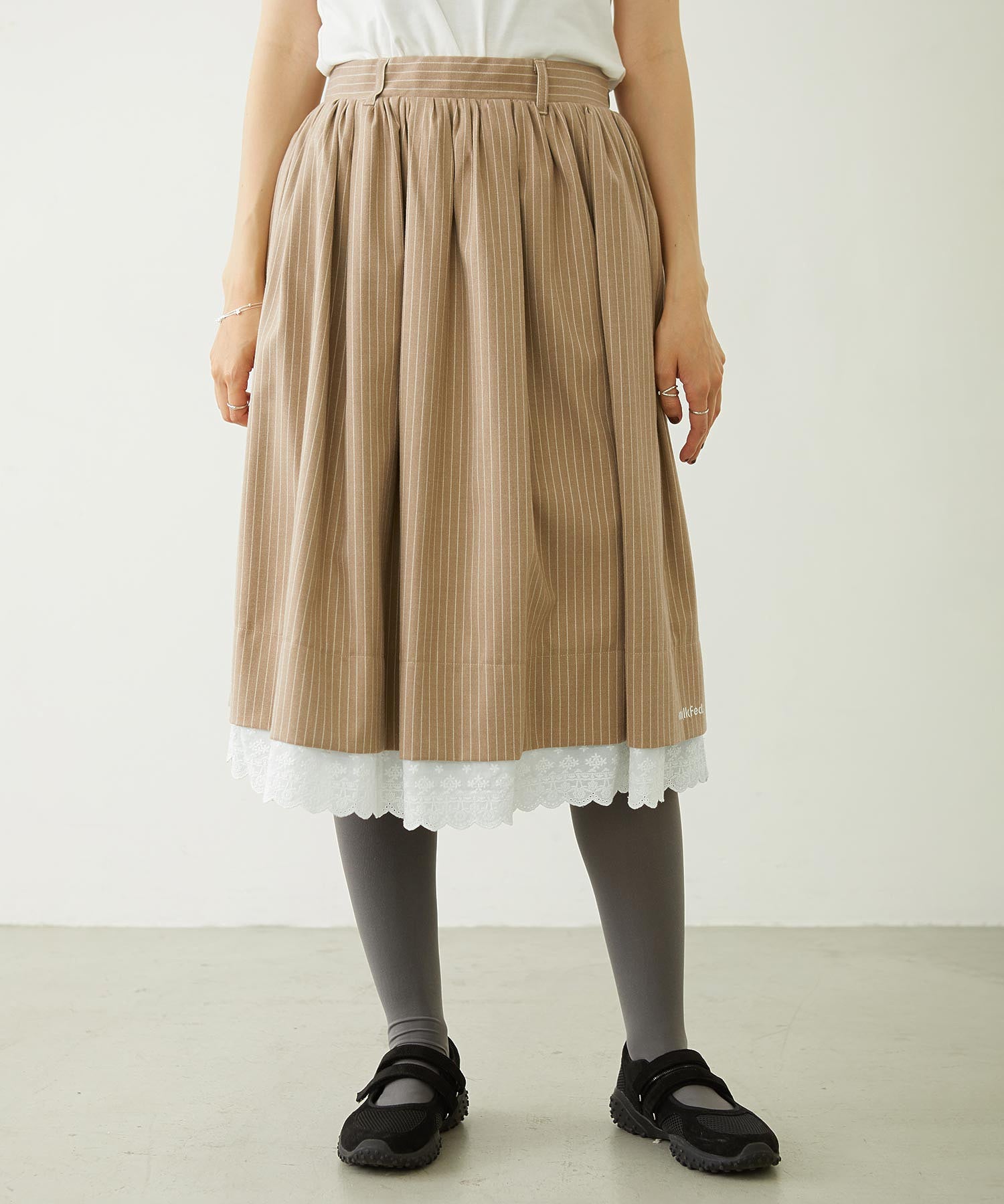 LACE HEM STRIPED SKIRT