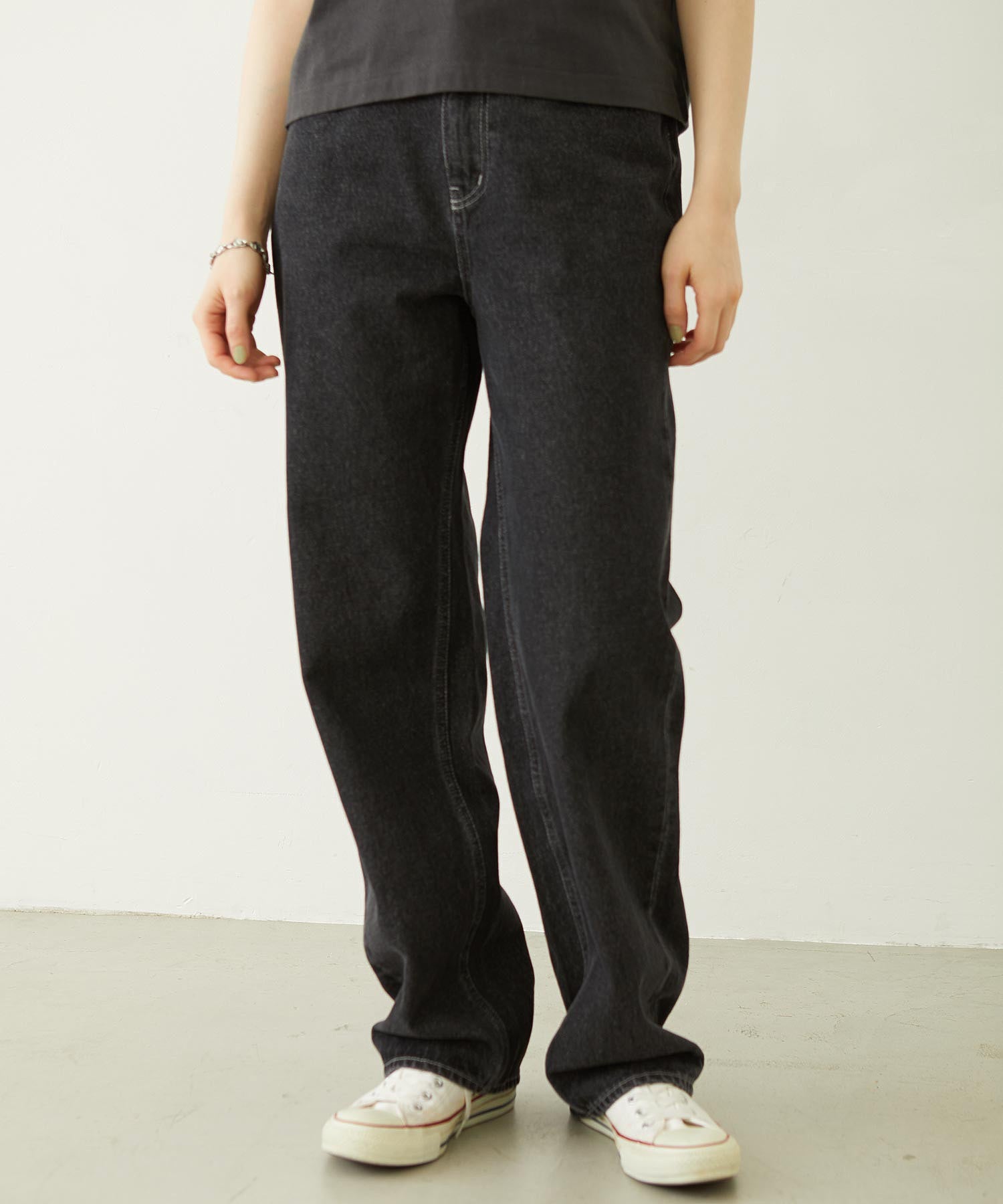 MILKFED. EMBROIDERED DENIM PANTS