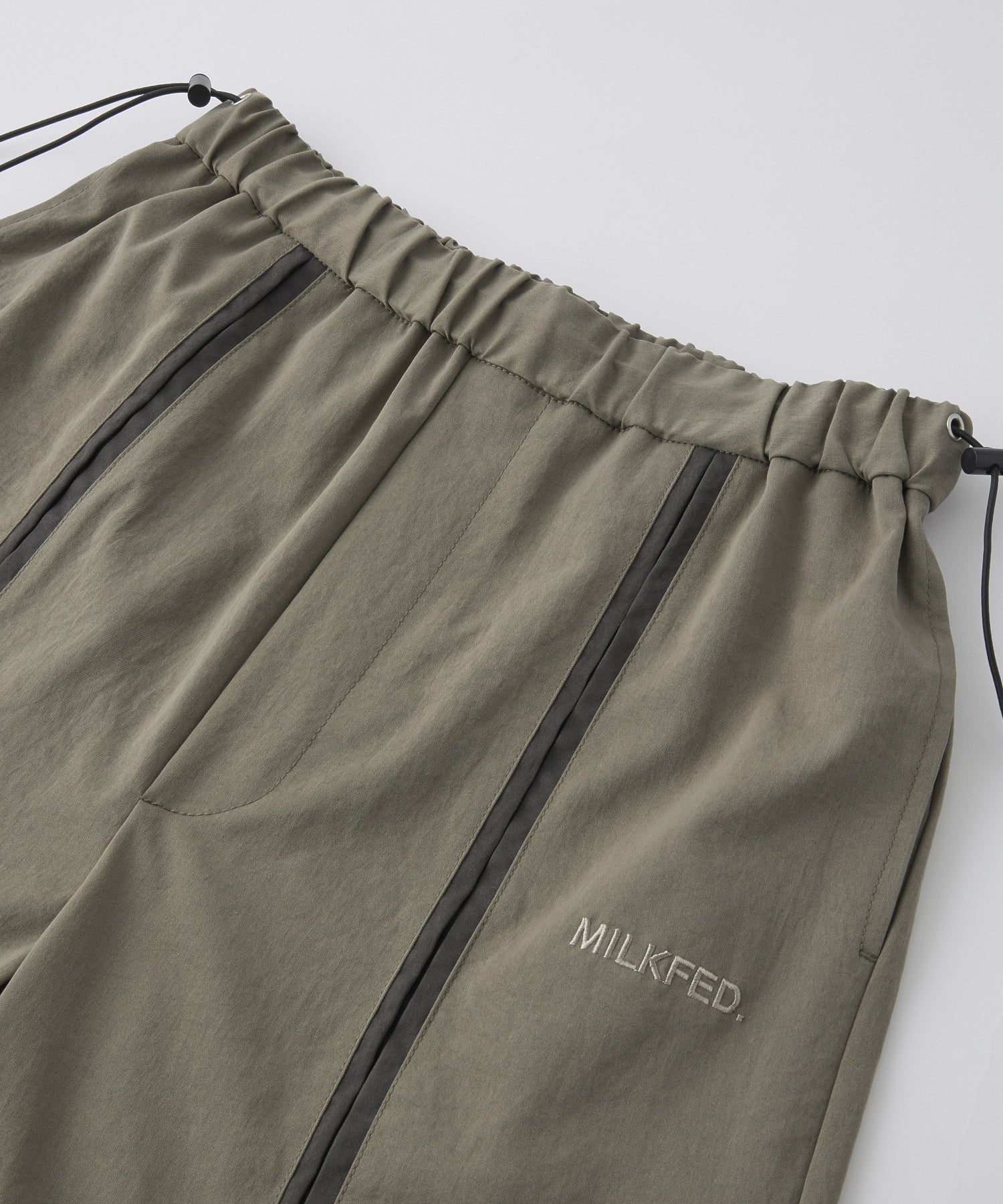 FRONT LINE ZIP UP PANTS