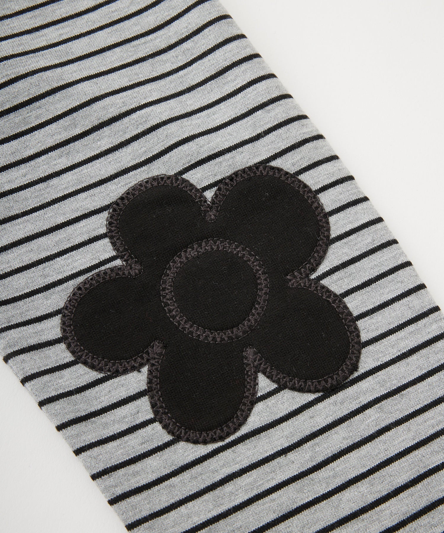 FLOWER ELBOW CARDIGAN