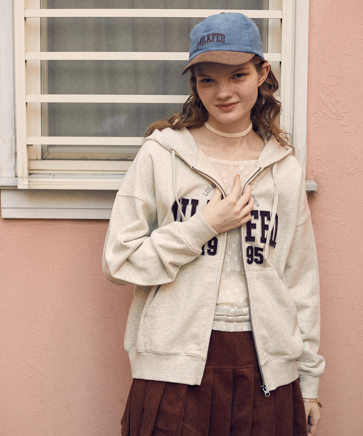 COLLEGE PATCH ZIP UP HOODIE