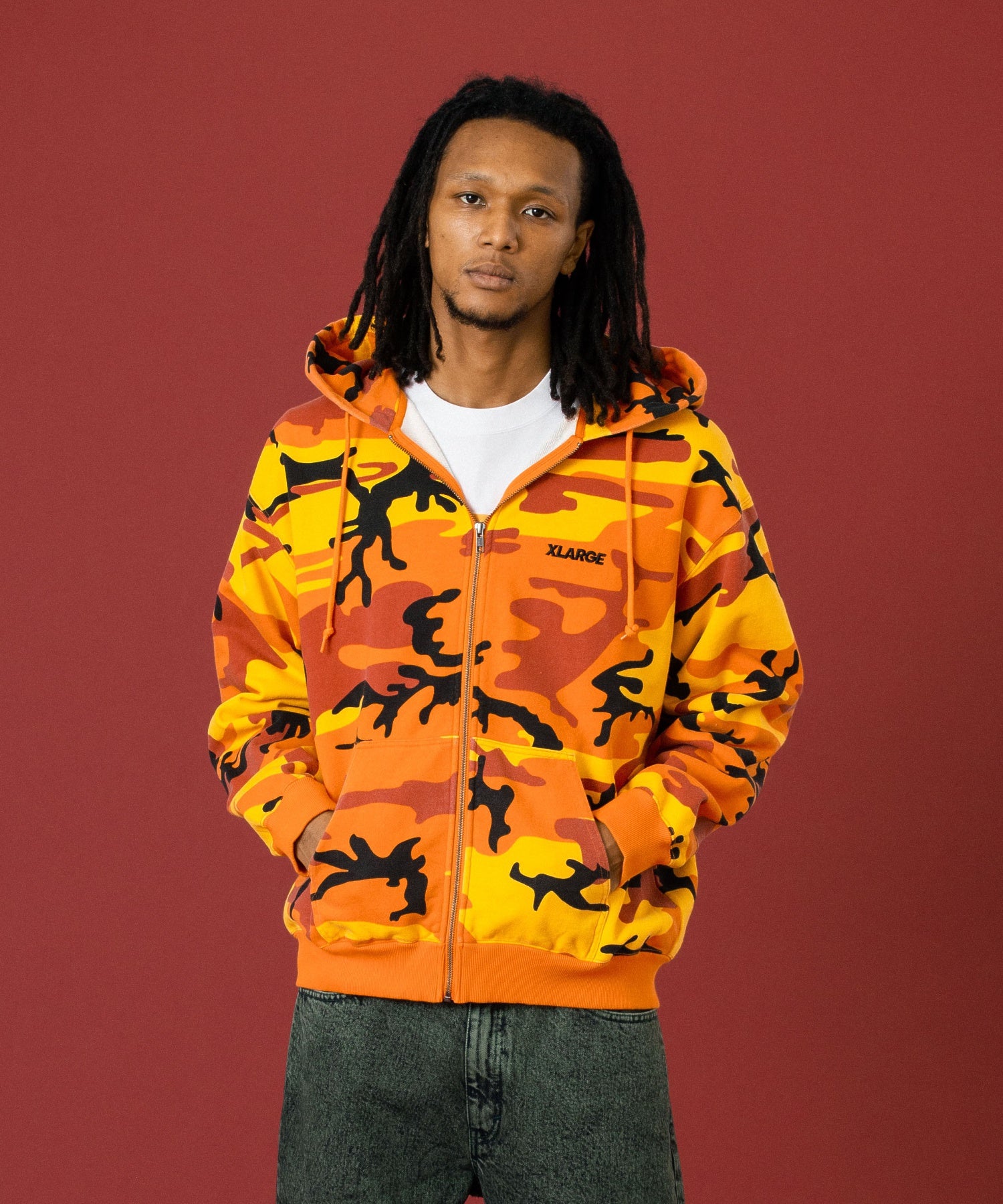 MODEL 身長185cm / 着用サイズ：Lサイズ