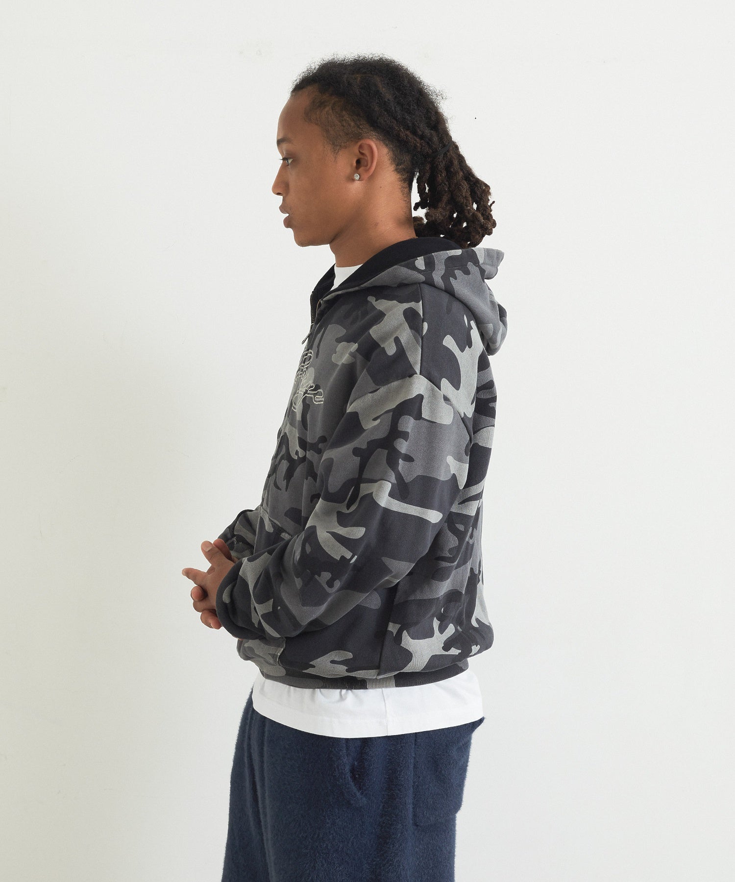 REVERSIBLE CAMO ZIP HOODED SWEATSHIRT