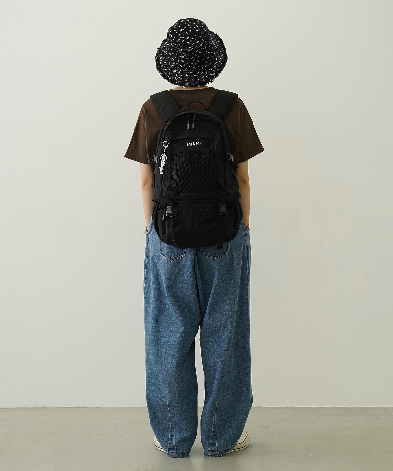 【定番】NEO EMBROIDERY BIG BACKPACK BAR MILKFED.