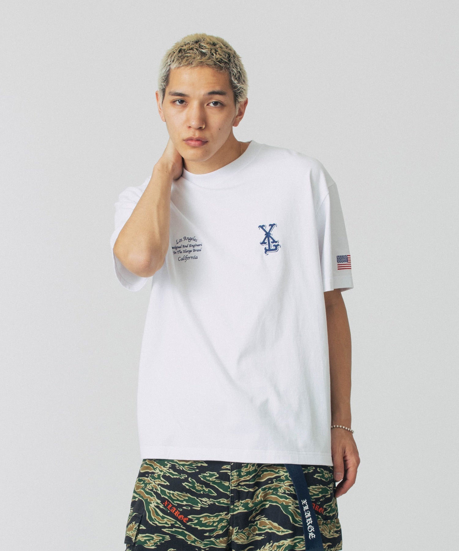 MODEL 身長180cm / 着用サイズ：Lサイズ