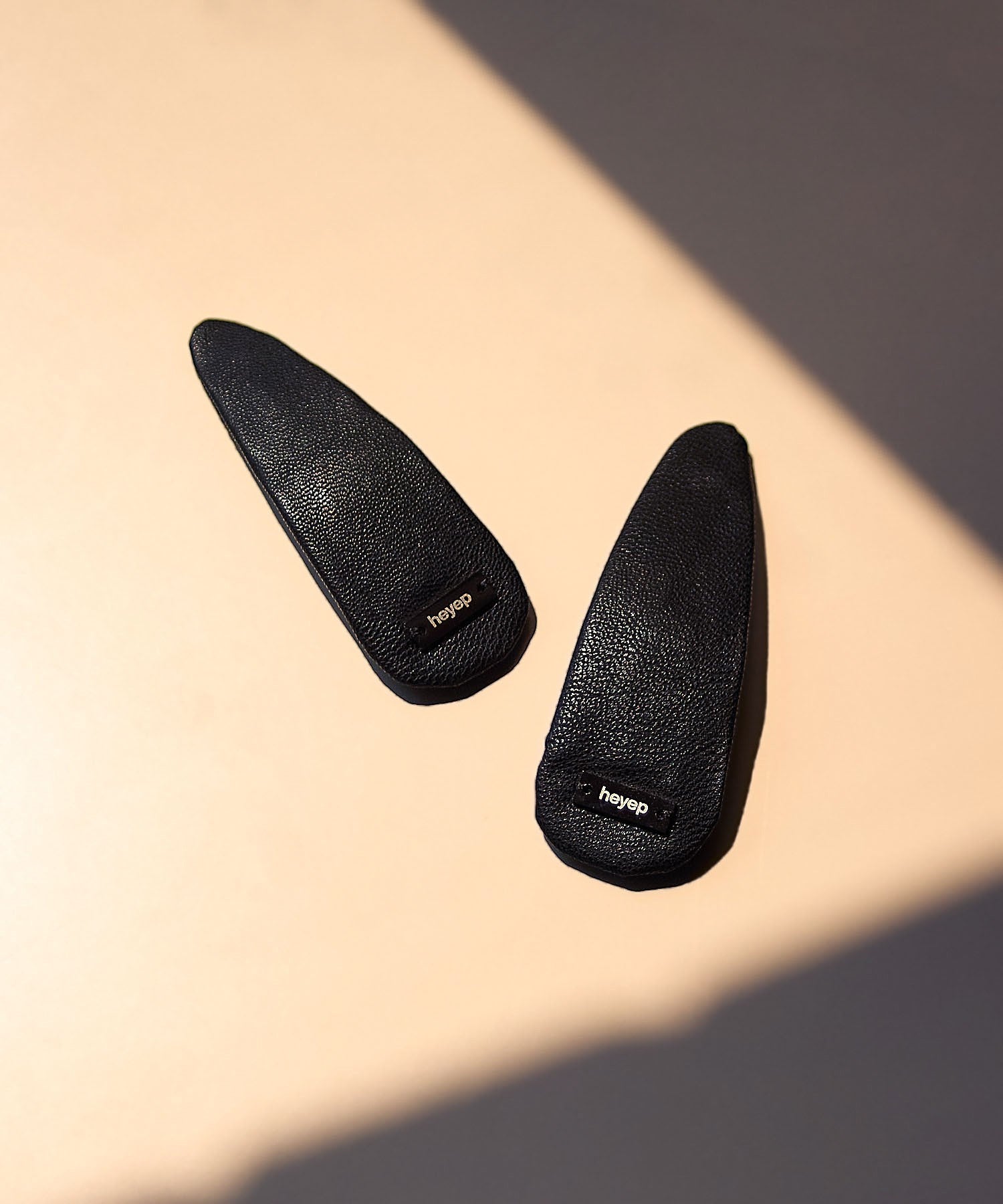 heyep/Faux Leather Hair Clips -2Piece Set