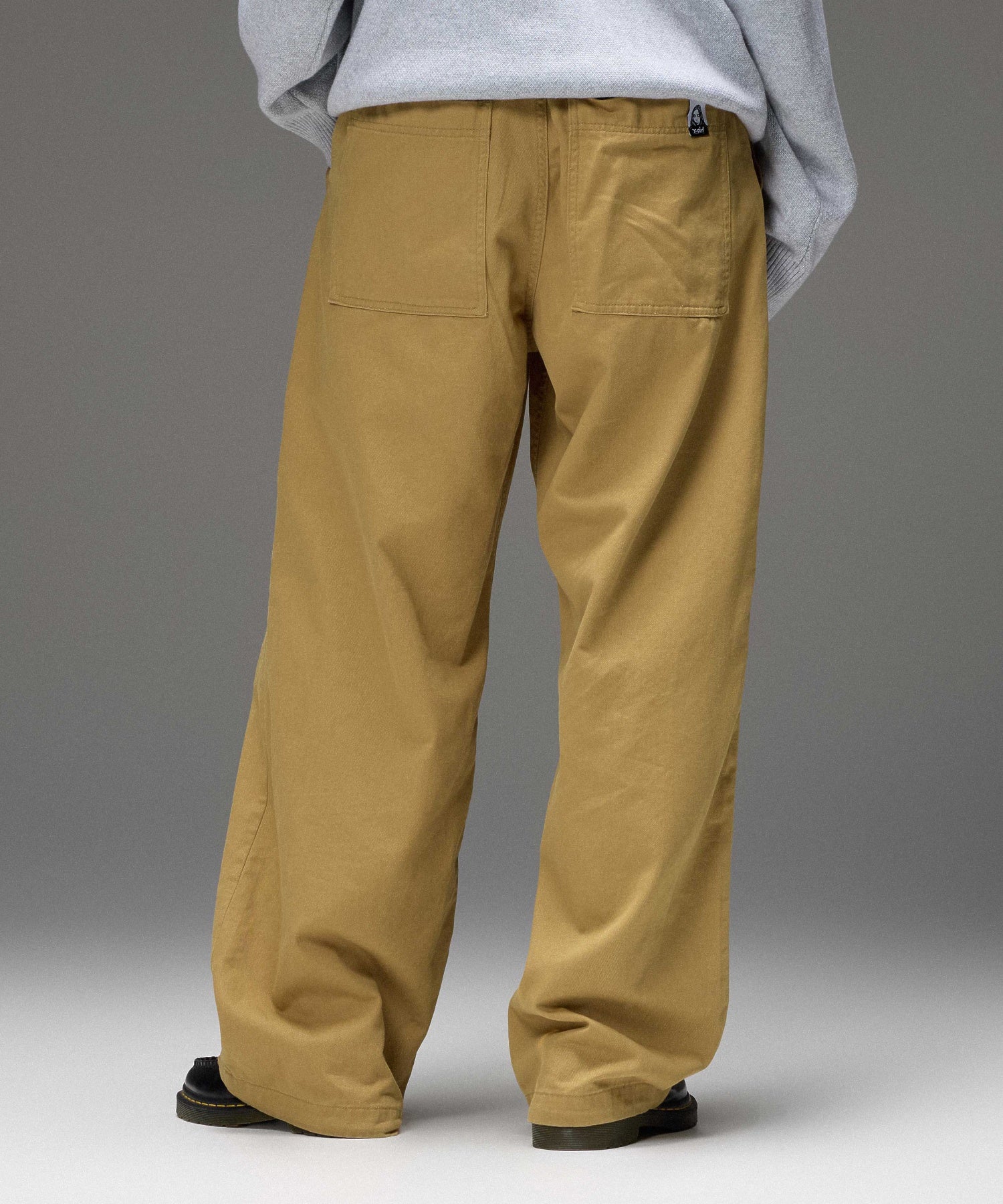 LOOSE FIT EASY PANTS