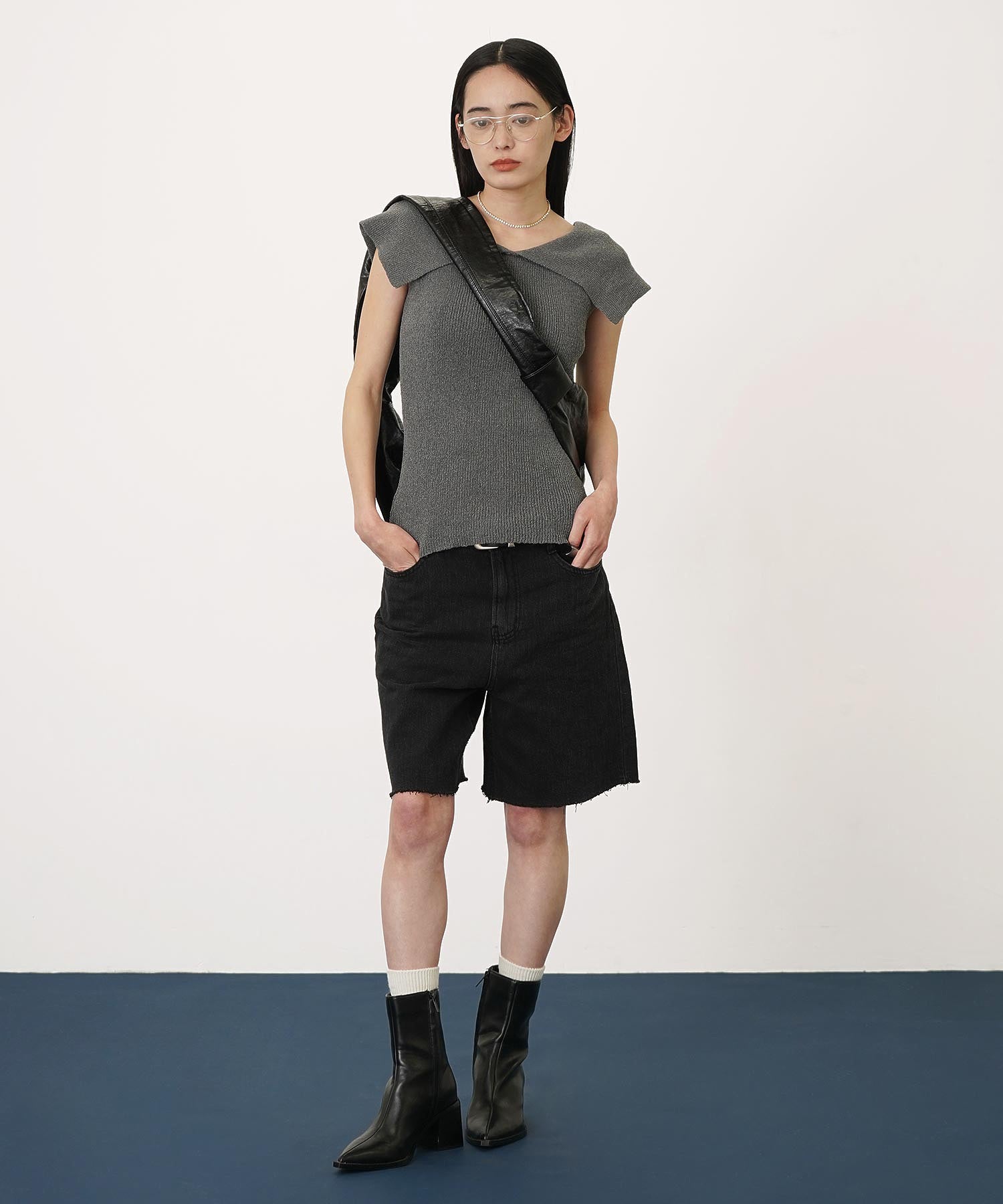 フェイクレザーボリュームショルダーバッグ