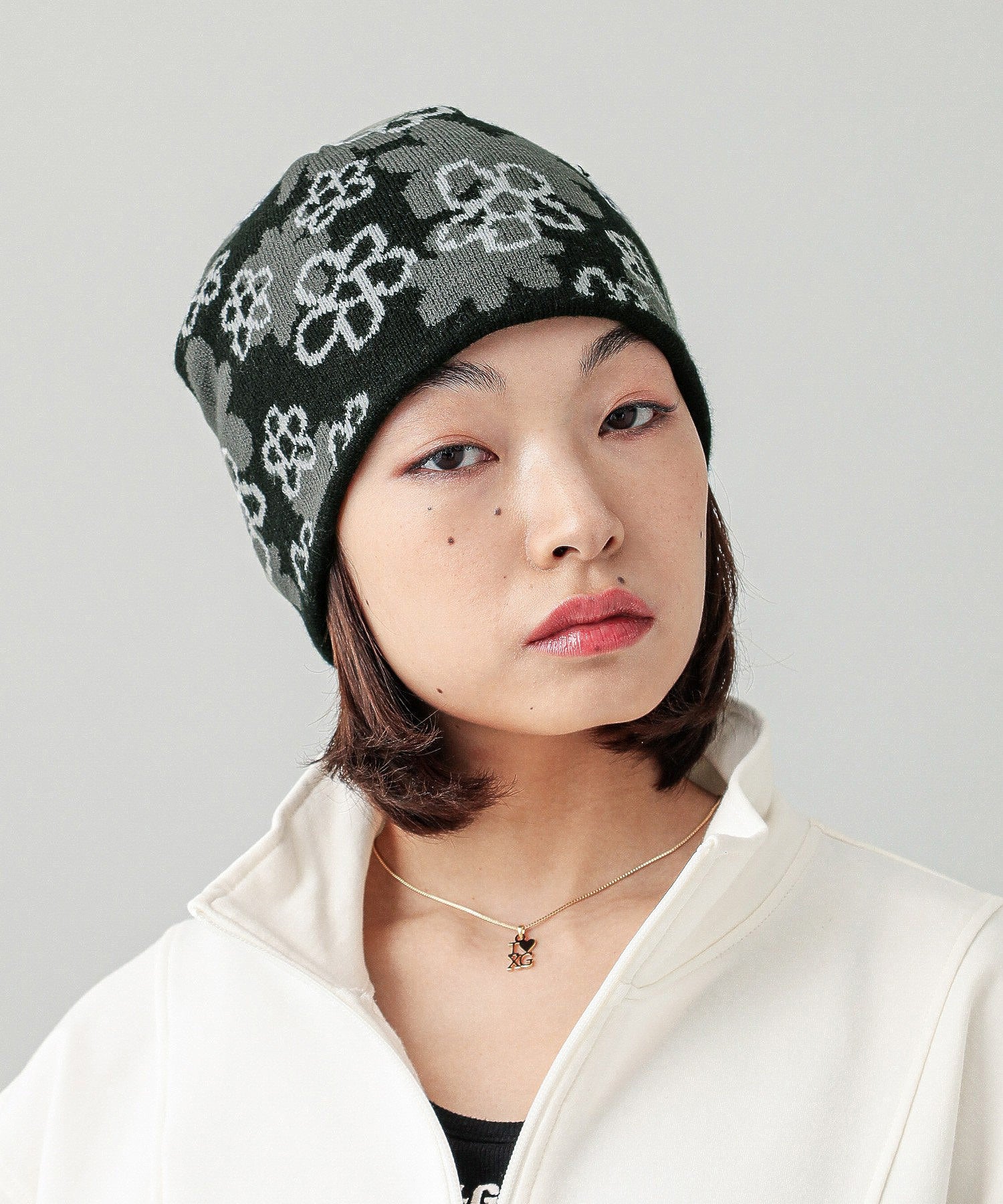 PIXEL FLOWER JACQUARD BEANIE