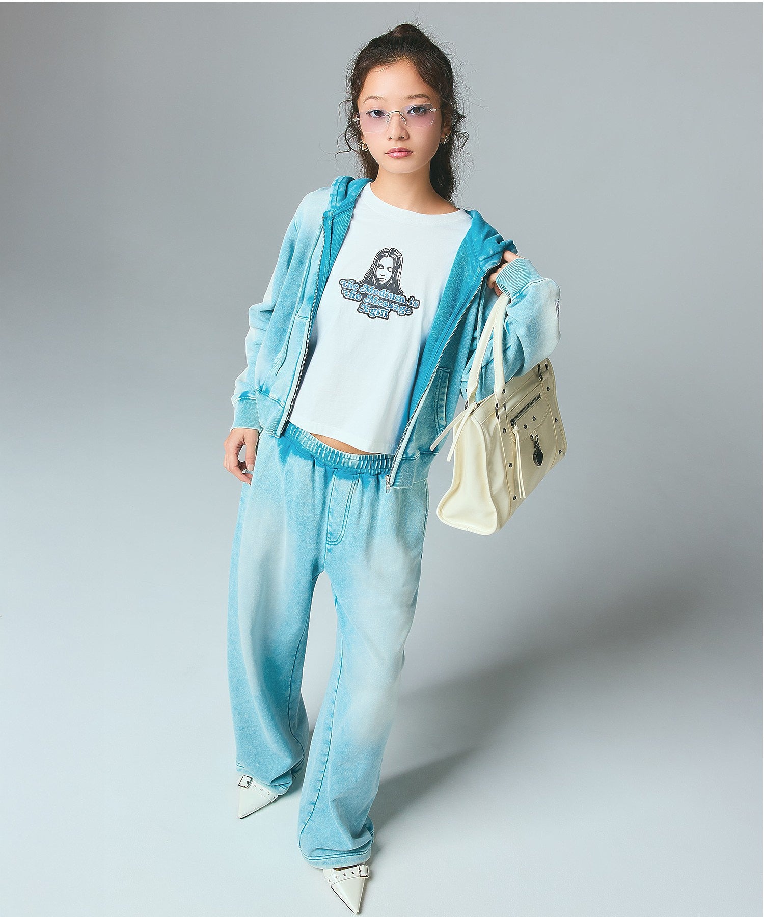 GLITTER LOGO AND FACE S/S BABY TEE