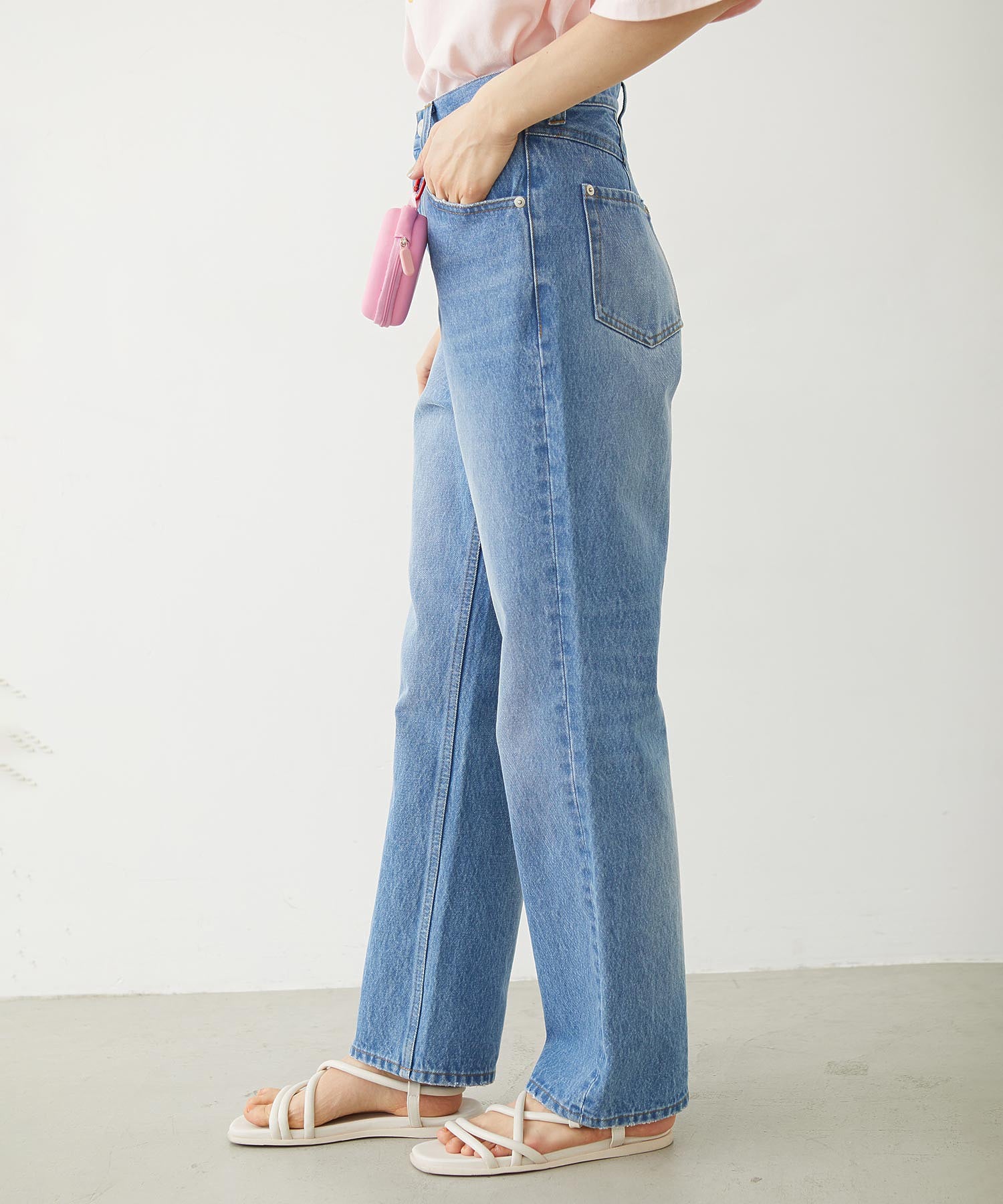 STRAIGHT DENIM PANTS