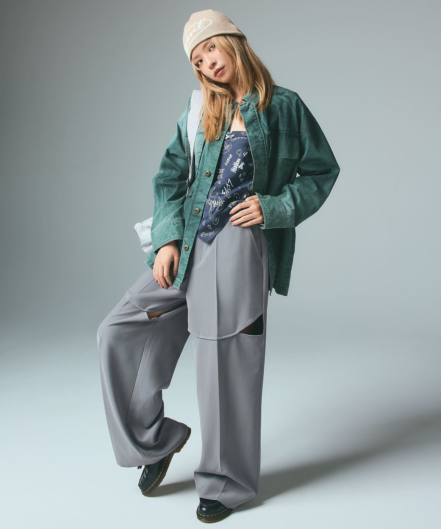 CURVED CUT PANELED PANTS