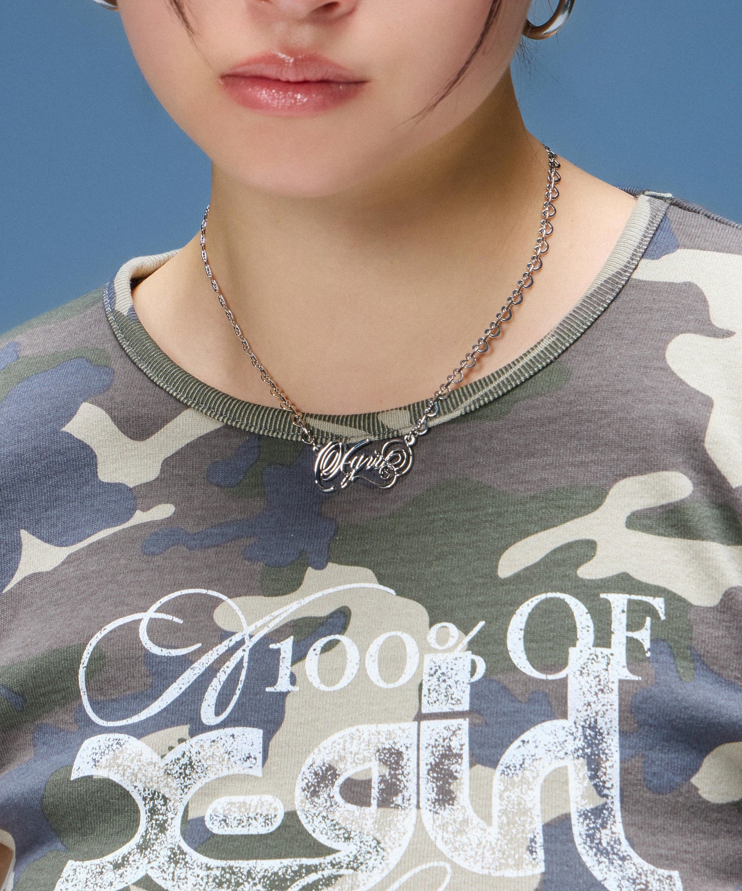 SCRIPT LOGO CHARM NECKLACE