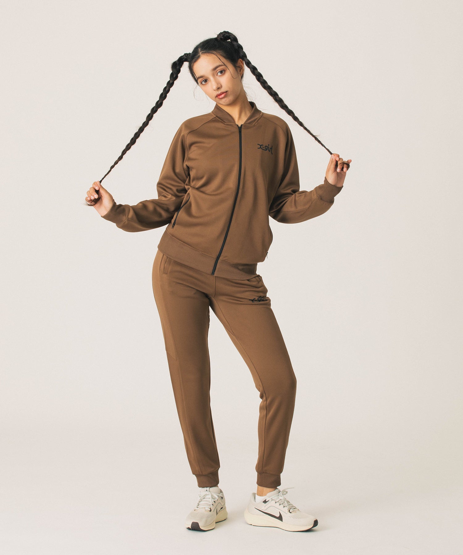 TRACK PANTS