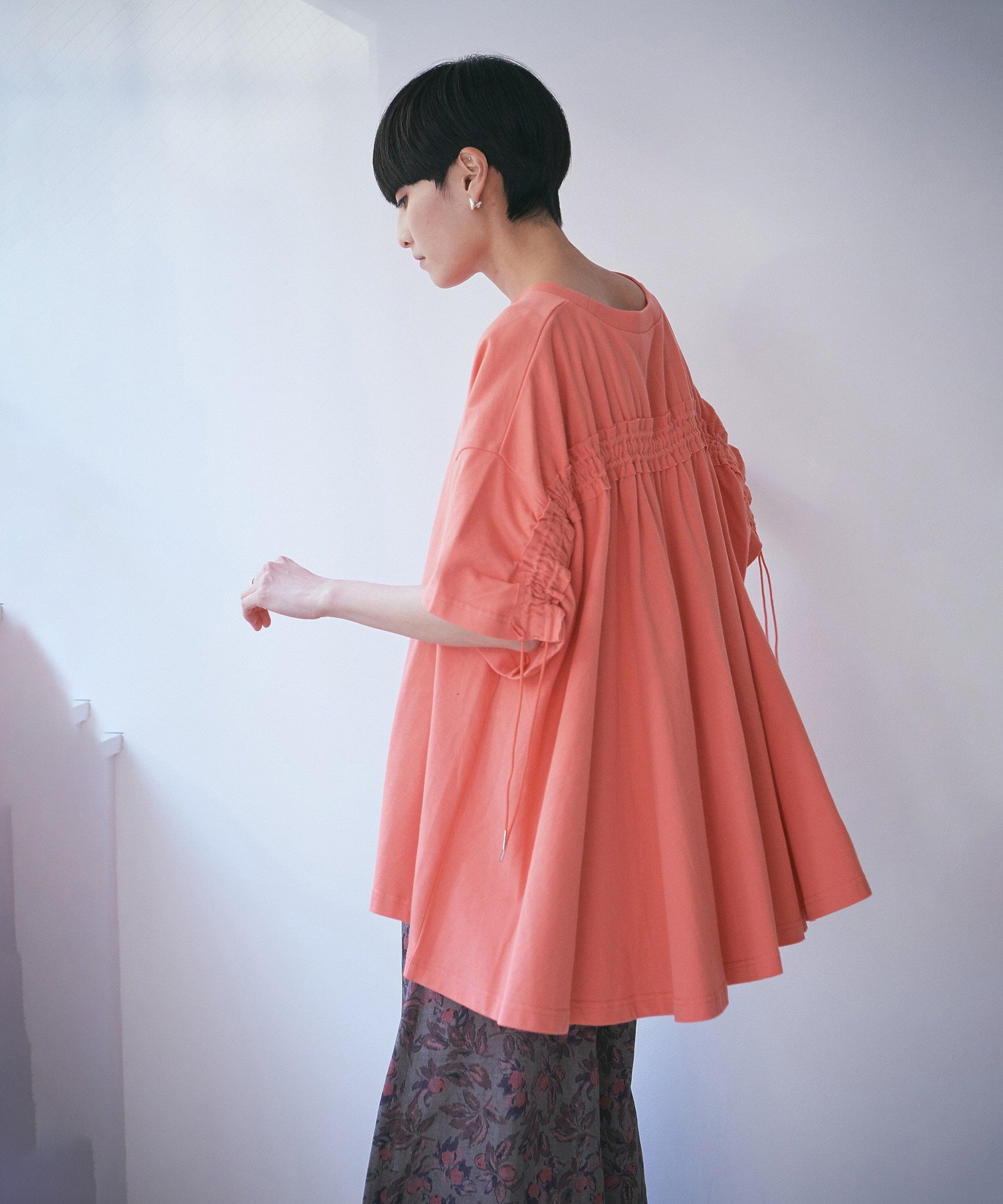 バックギャザープルオーバー