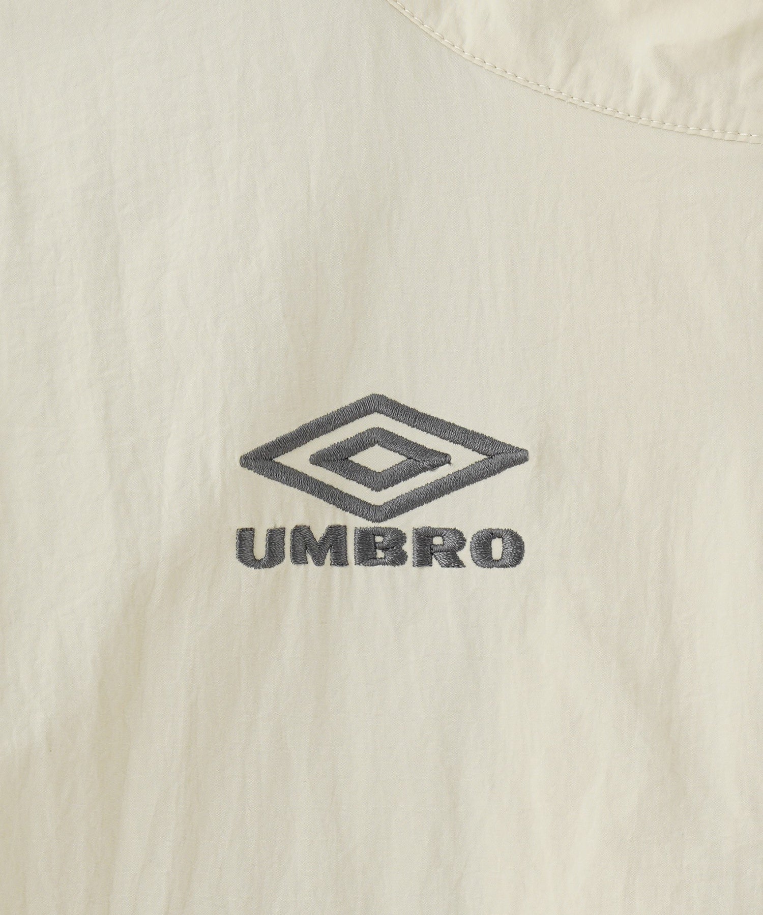 UMBRO×ROSE BUD/ORGANZA SLEEVE NYLON JACKET