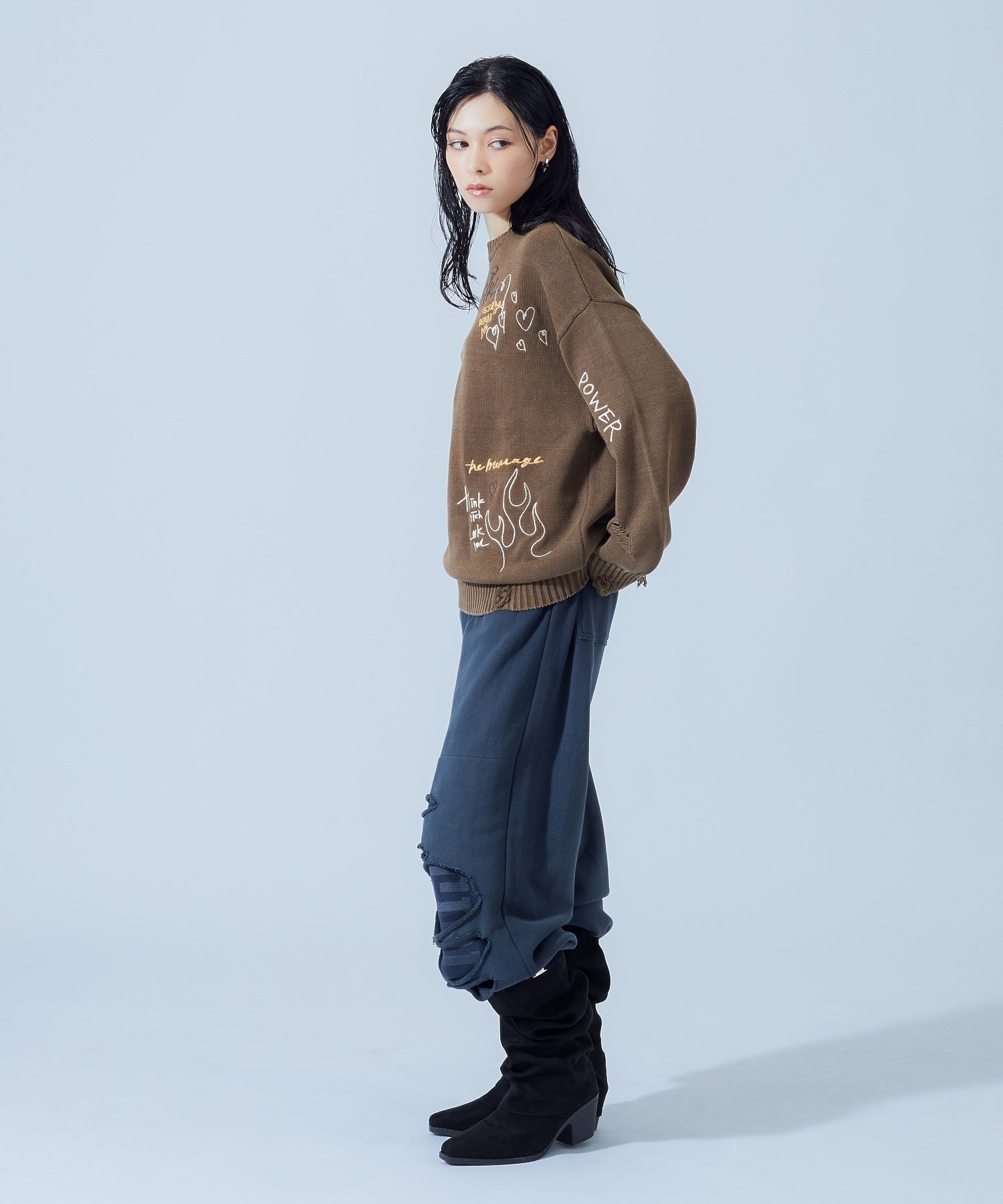 GRAFFITI LOGO DISTRESSED KNIT TOP
