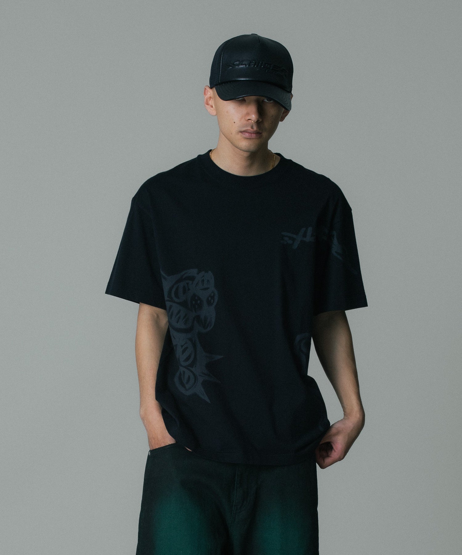 MODEL 身長172cm / 着用サイズ：Lサイズ