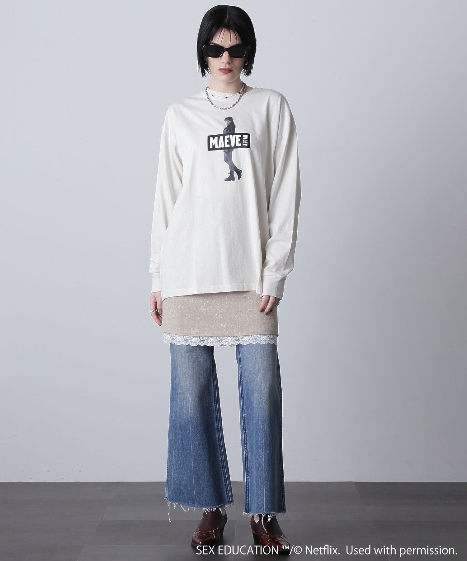 Netflix Series ‘SEX EDUCATION’ × ROSE BUD/MAEVE BOX LOGO TEE