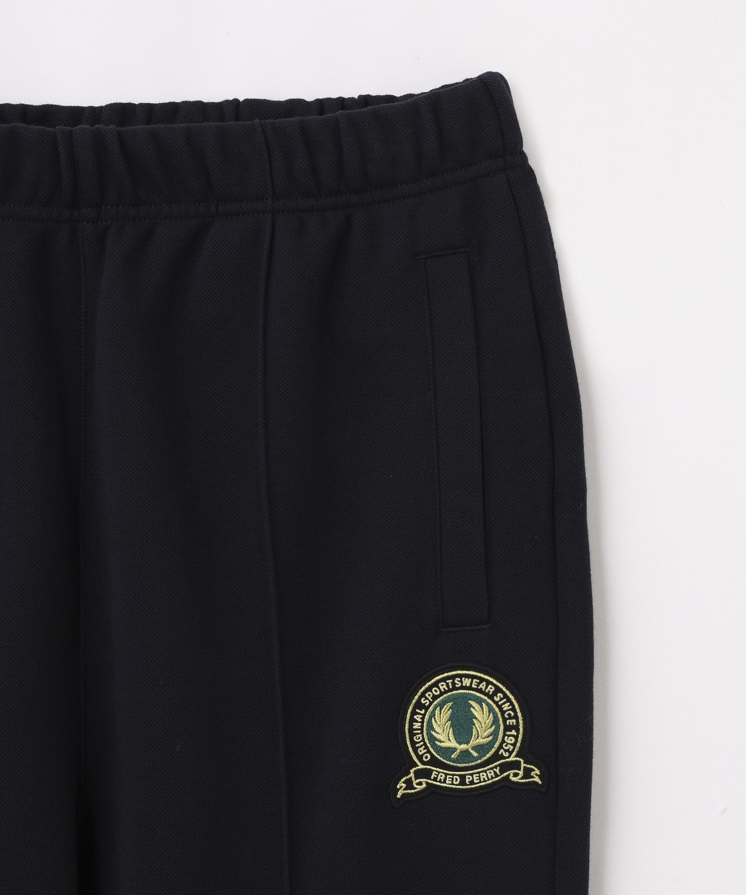 FRED PERRY/フレッドペリー/TENNIS BADGE TRACK PANT T1300