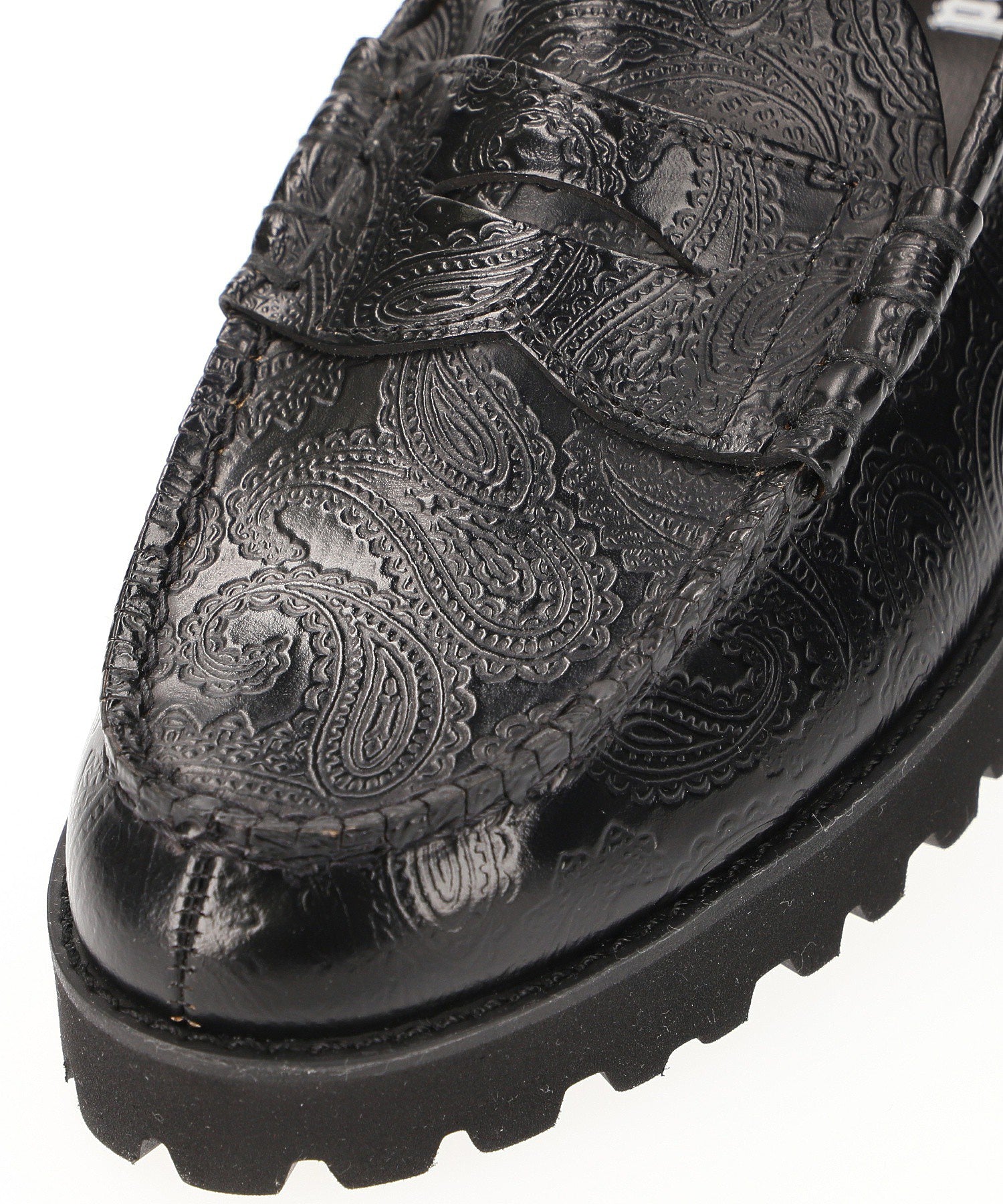 The Kenford fine shoes/TANK SOLE LOAFERS BLACK PAISLEY