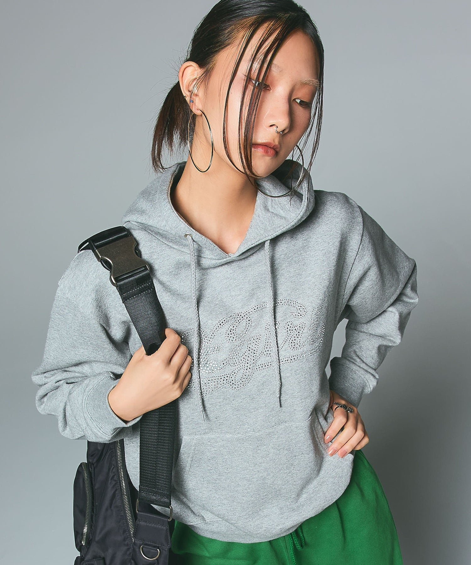RHINESTONE CURSIVE LOGO SWEAT HOODIE