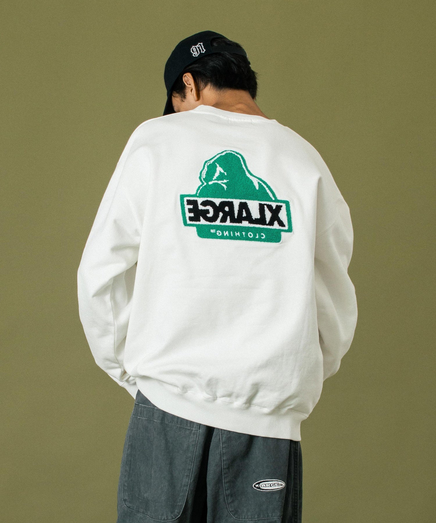 TWO TONE BACKSIDE OG CREWNECK SWEAT