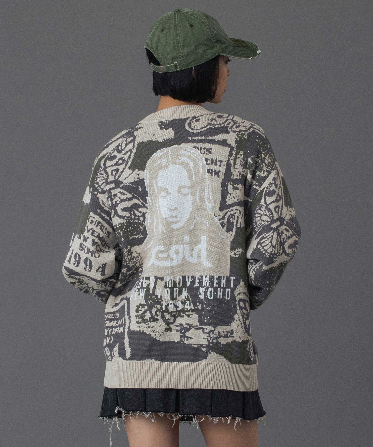 COLLAGE GRAPHIC JACQUARD KNIT CARDIGAN