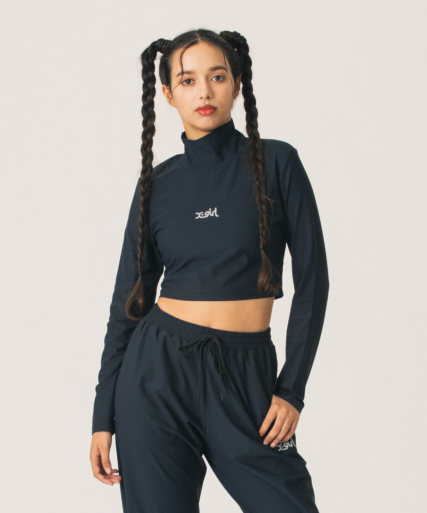 HIGH NECK SHORT LS TOP