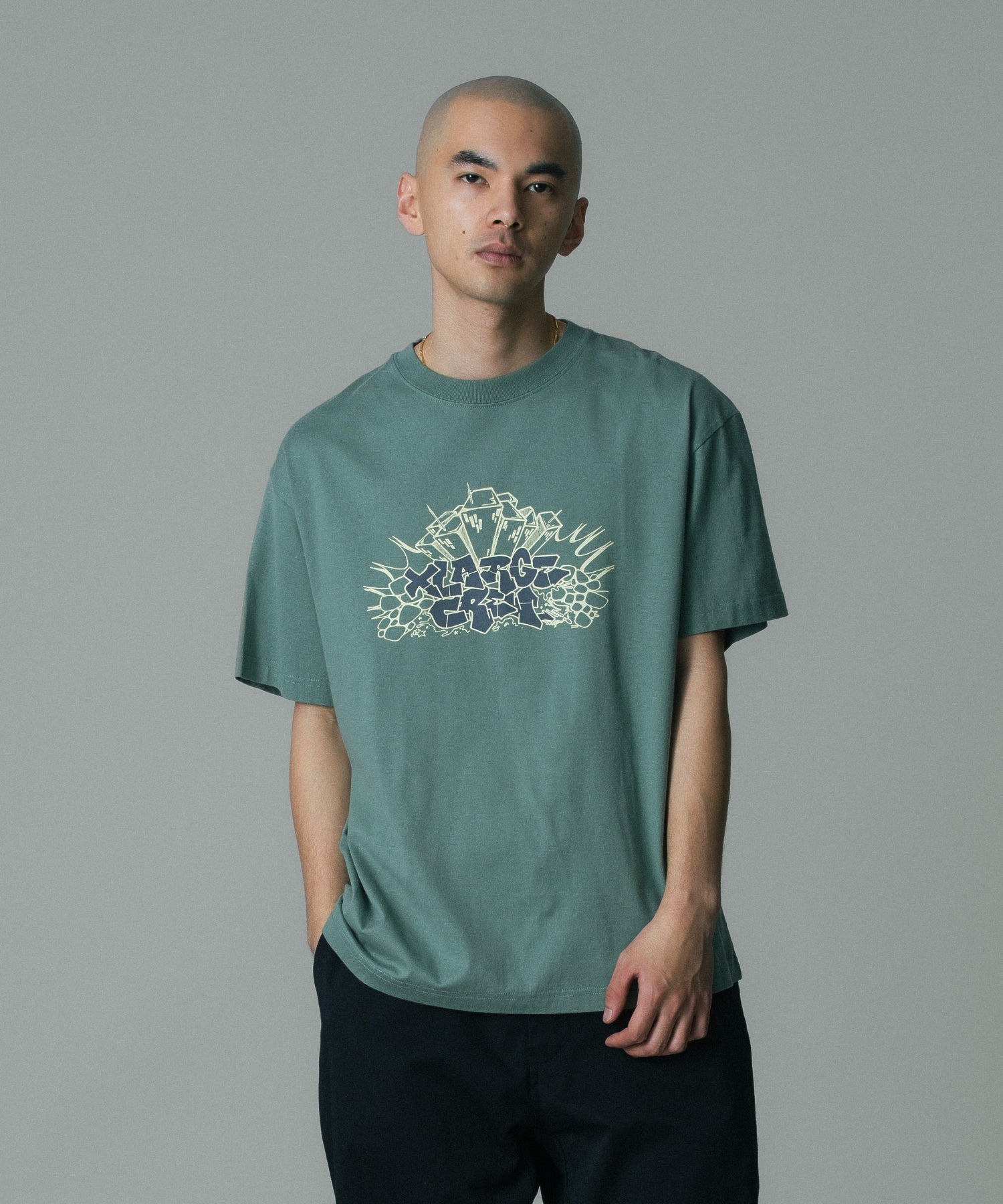 MODEL 身長172cm / 着用サイズ：Lサイズ