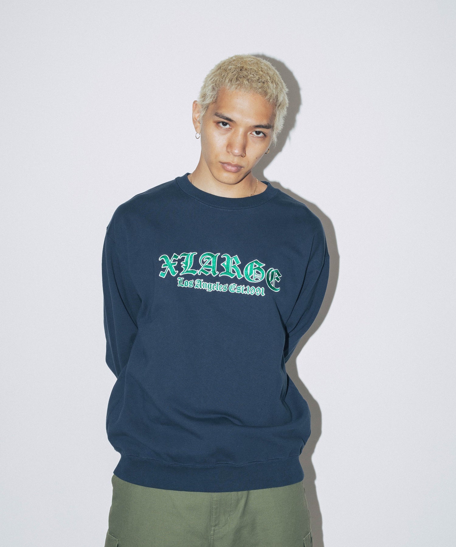 OLD ENGLISH LOGO CREWNECK SWEATSHIRT