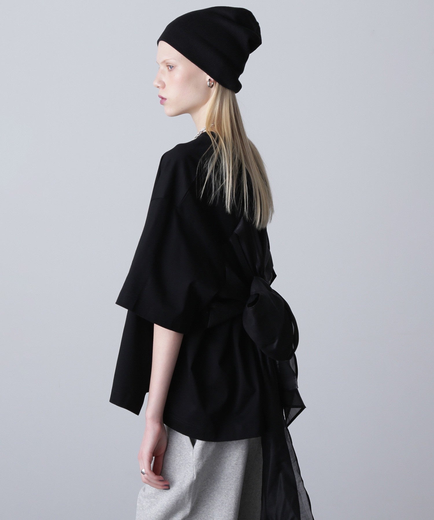 mici/BACK RIBBON S/S TEE